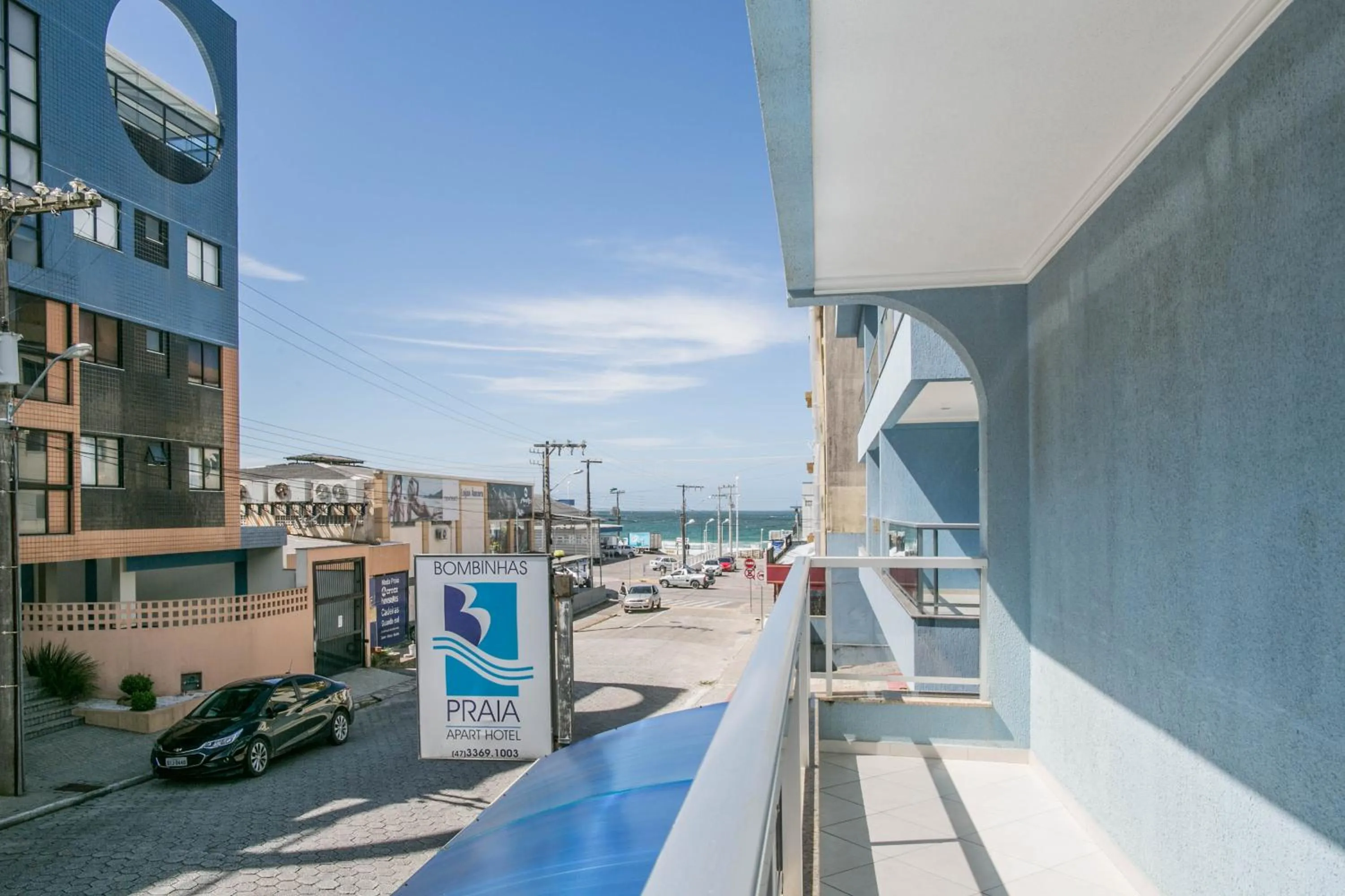 Street view in Bombinhas Praia Apart Hotel - Unidade rua Corrupião