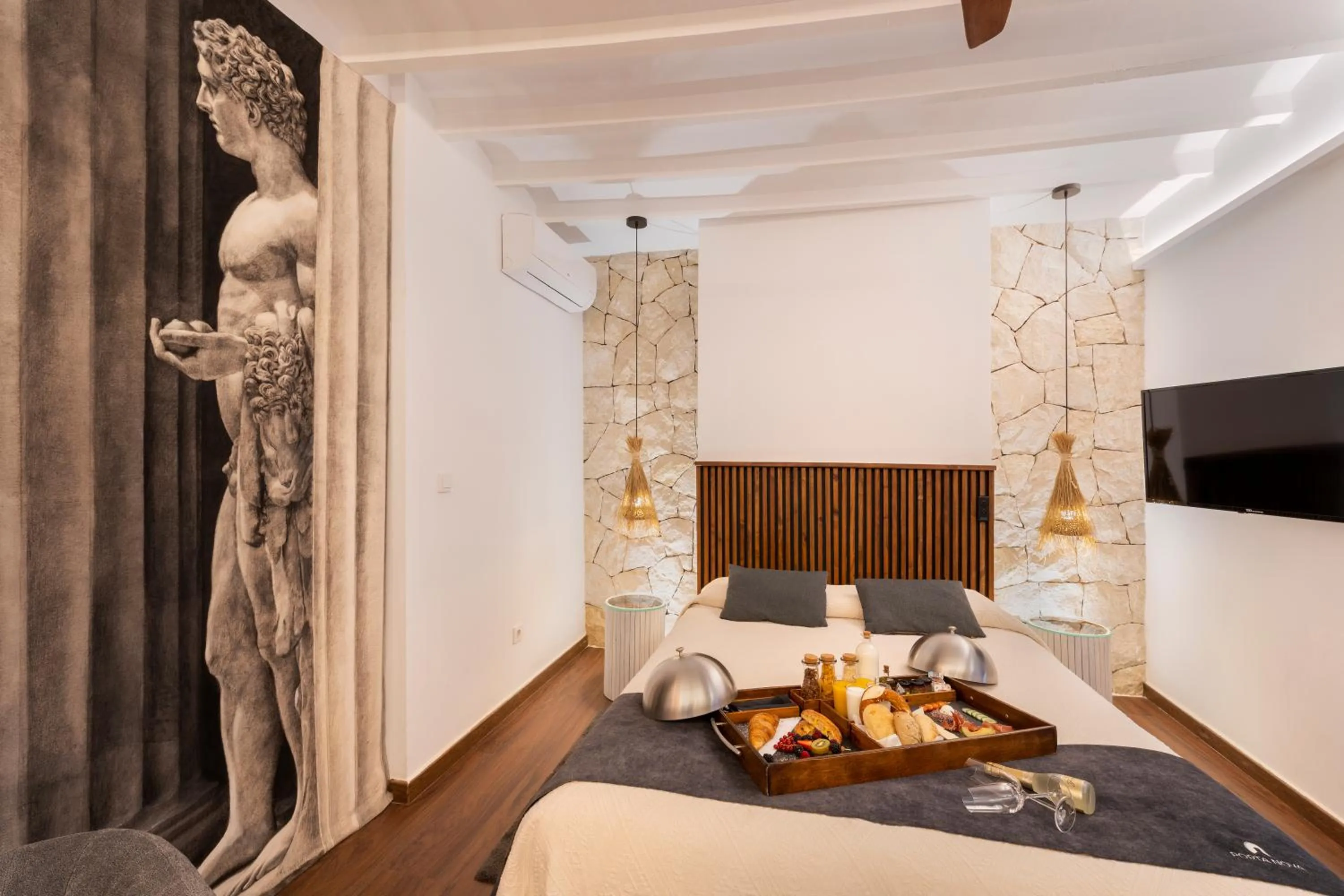 Bedroom, Bed in Porta Nova Suites Altea - Adults Only
