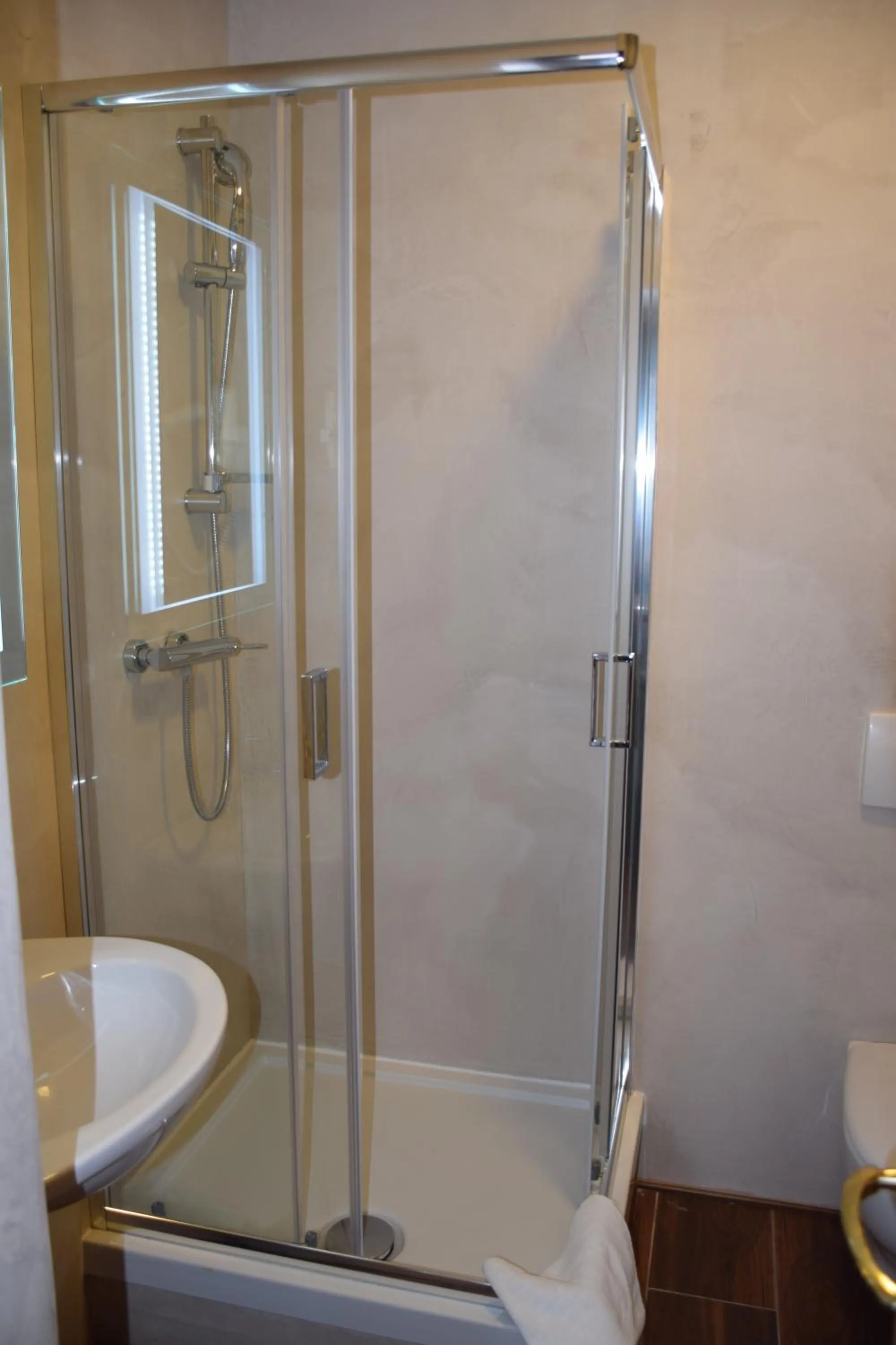 Bathroom in Hotel Residence Select