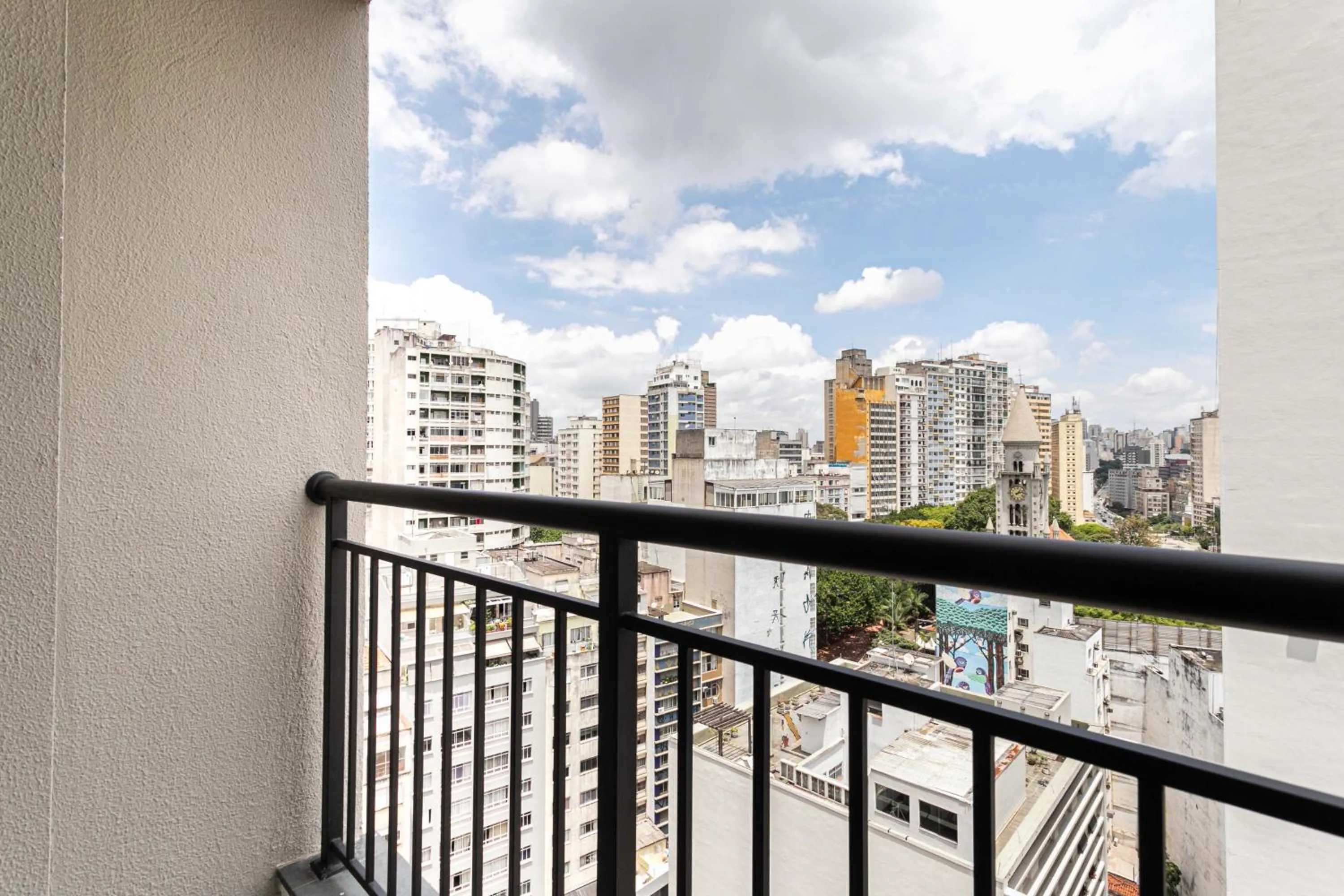 View (from property/room) in Smart Charlie Consolação