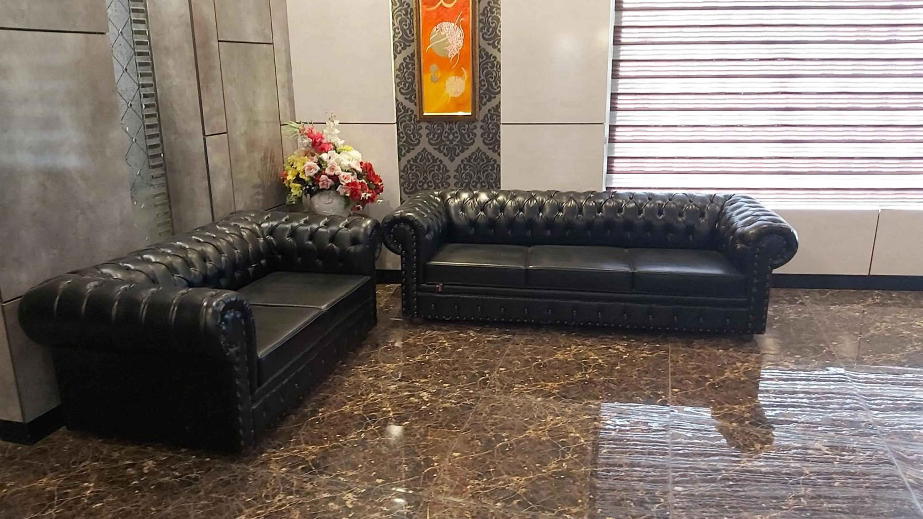 Lobby or reception in Royaute Luxury Hotel Sialkot