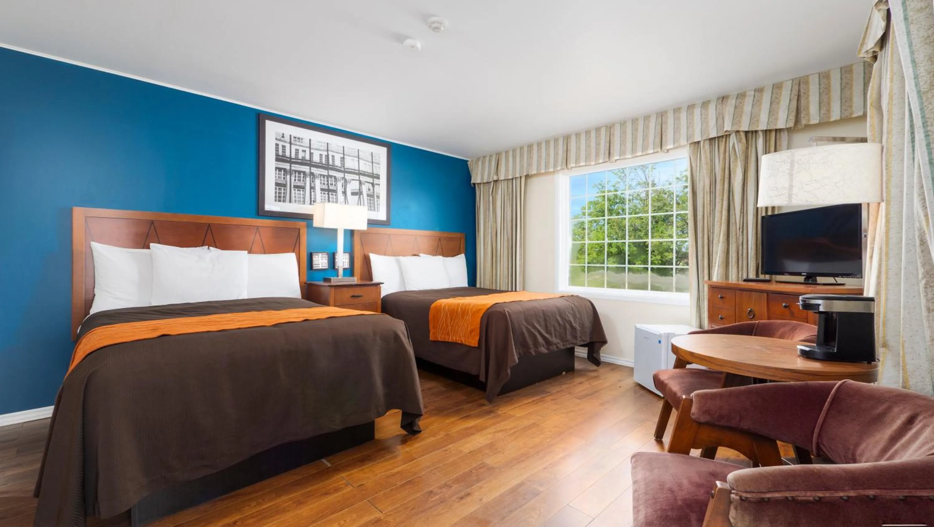 Bedroom in Coach House Inn