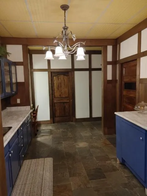 Breakfast in Marmora and Lake Inn and Victorian Diner