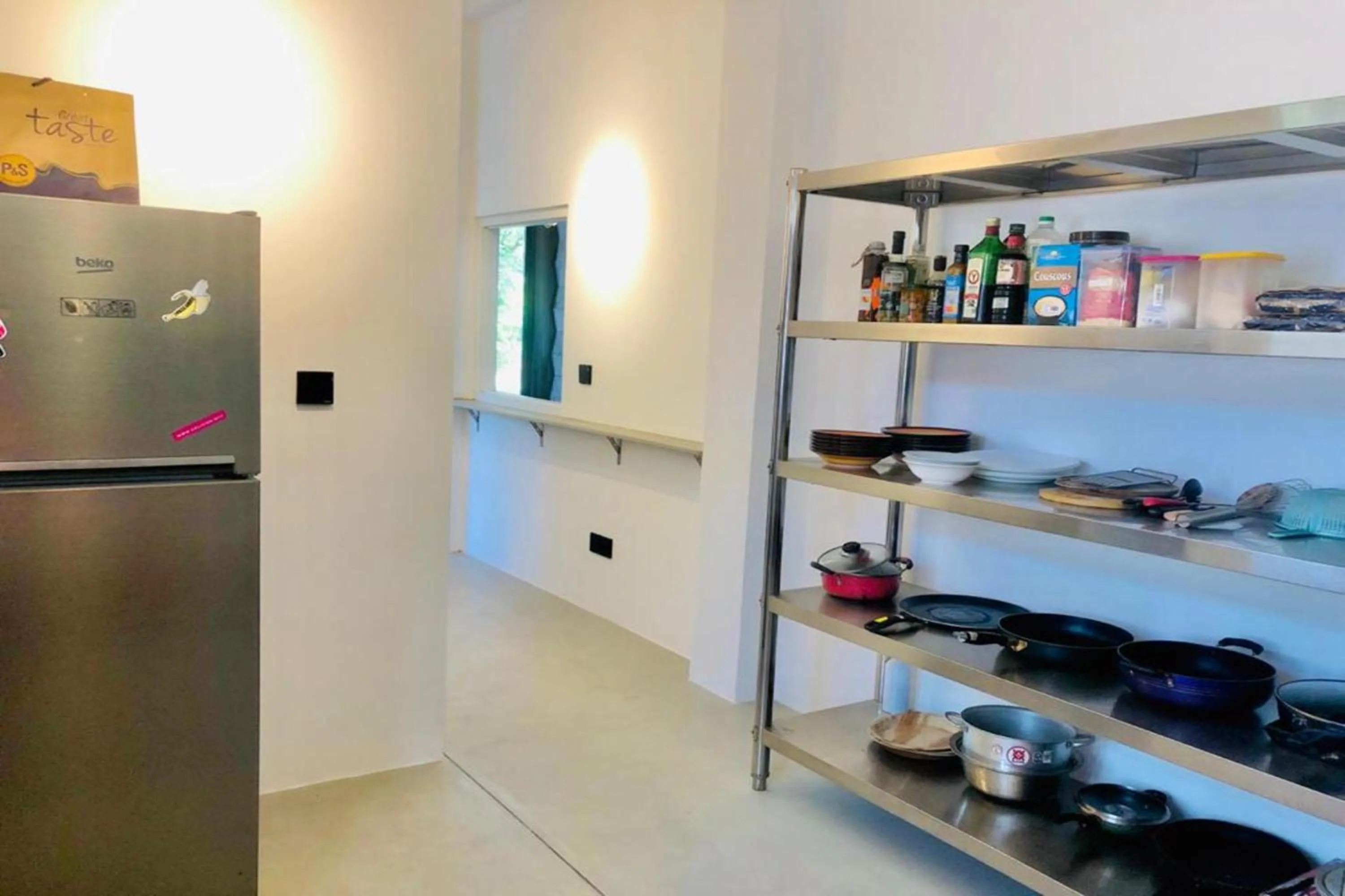 Communal kitchen in Colive Ahangama