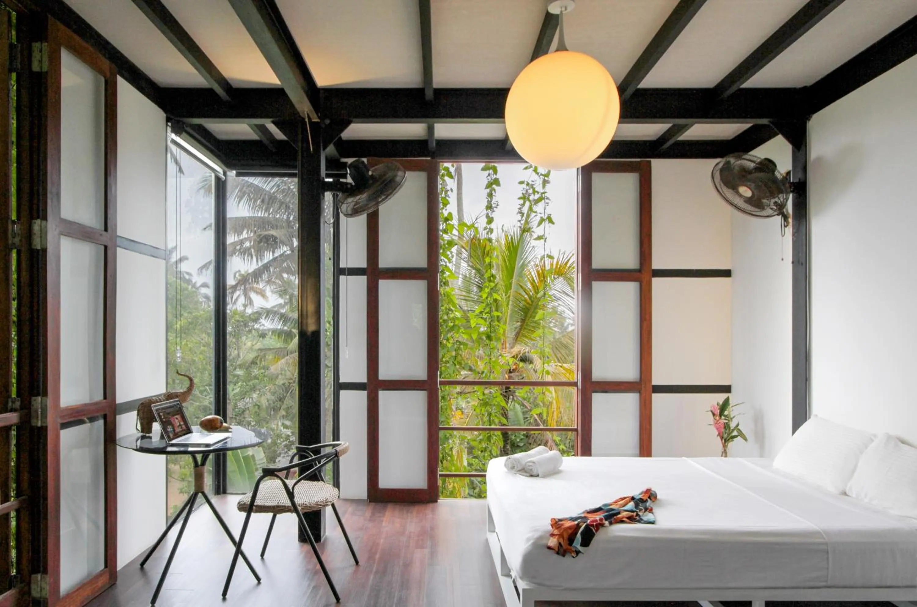 Photo of the whole room, Bed in Colive Ahangama