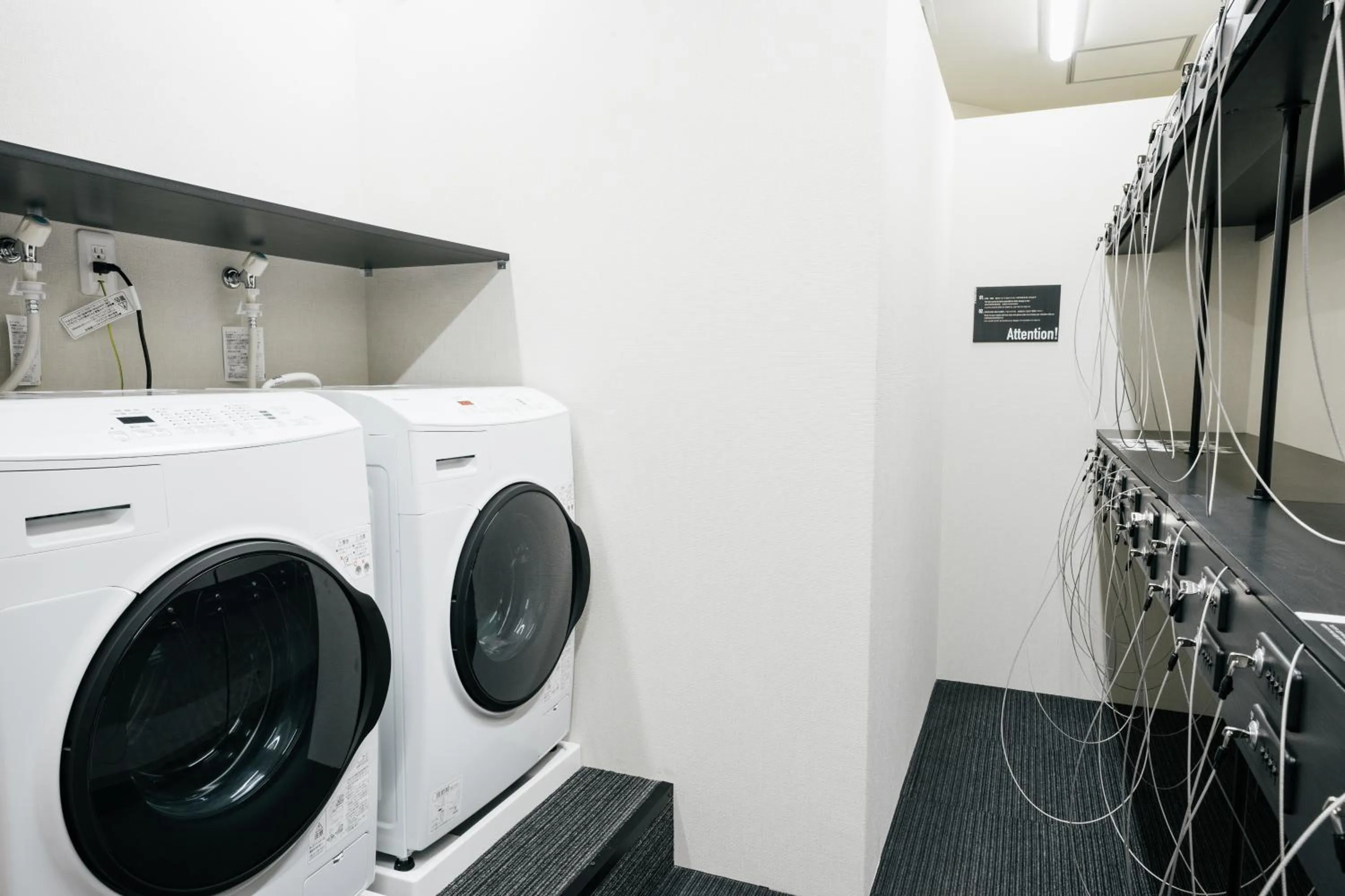 microwave in mizuka Business Canal City Hakatamae