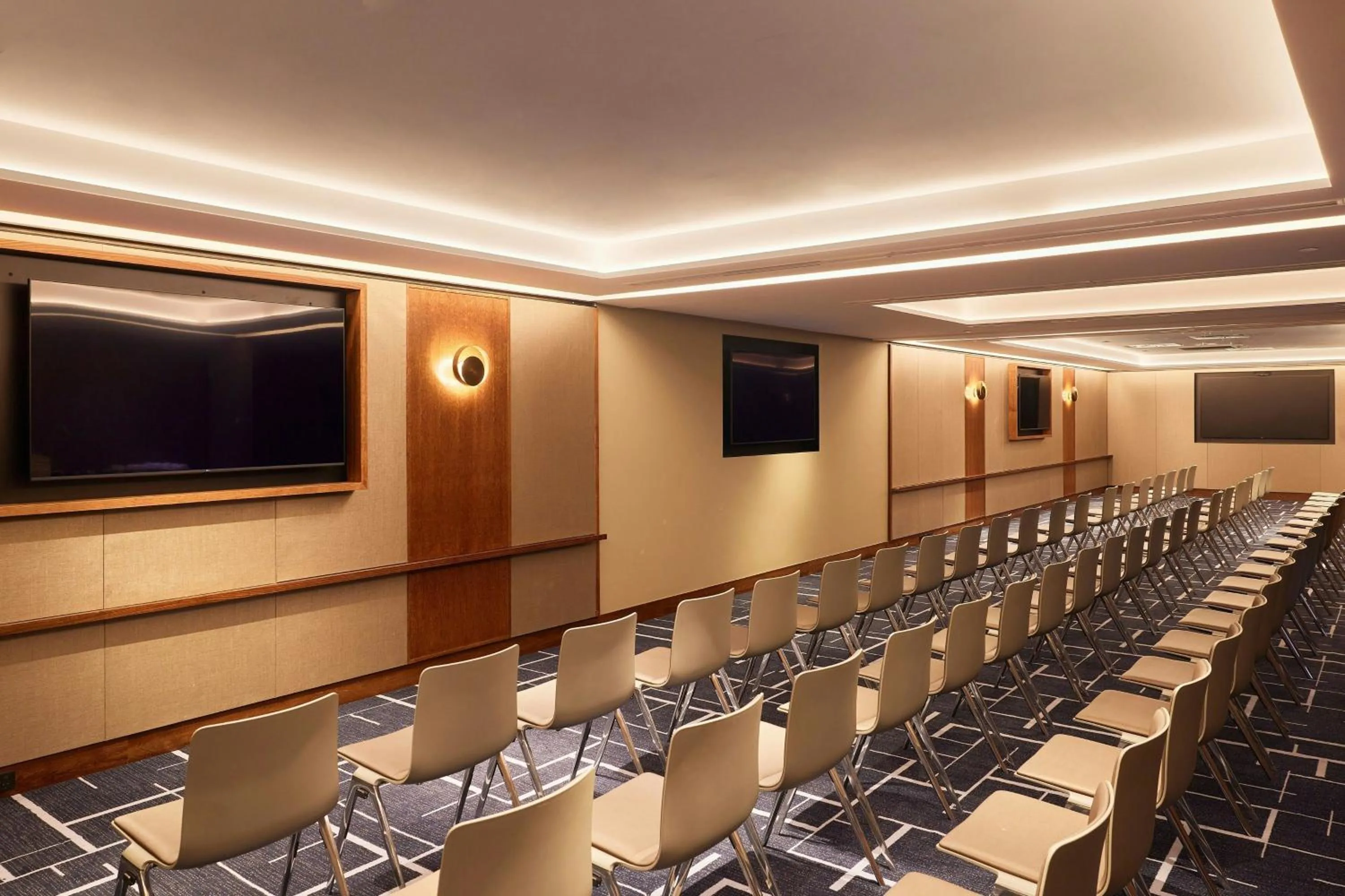 Meeting/conference room in The Tasman, a Luxury Collection Hotel, Hobart