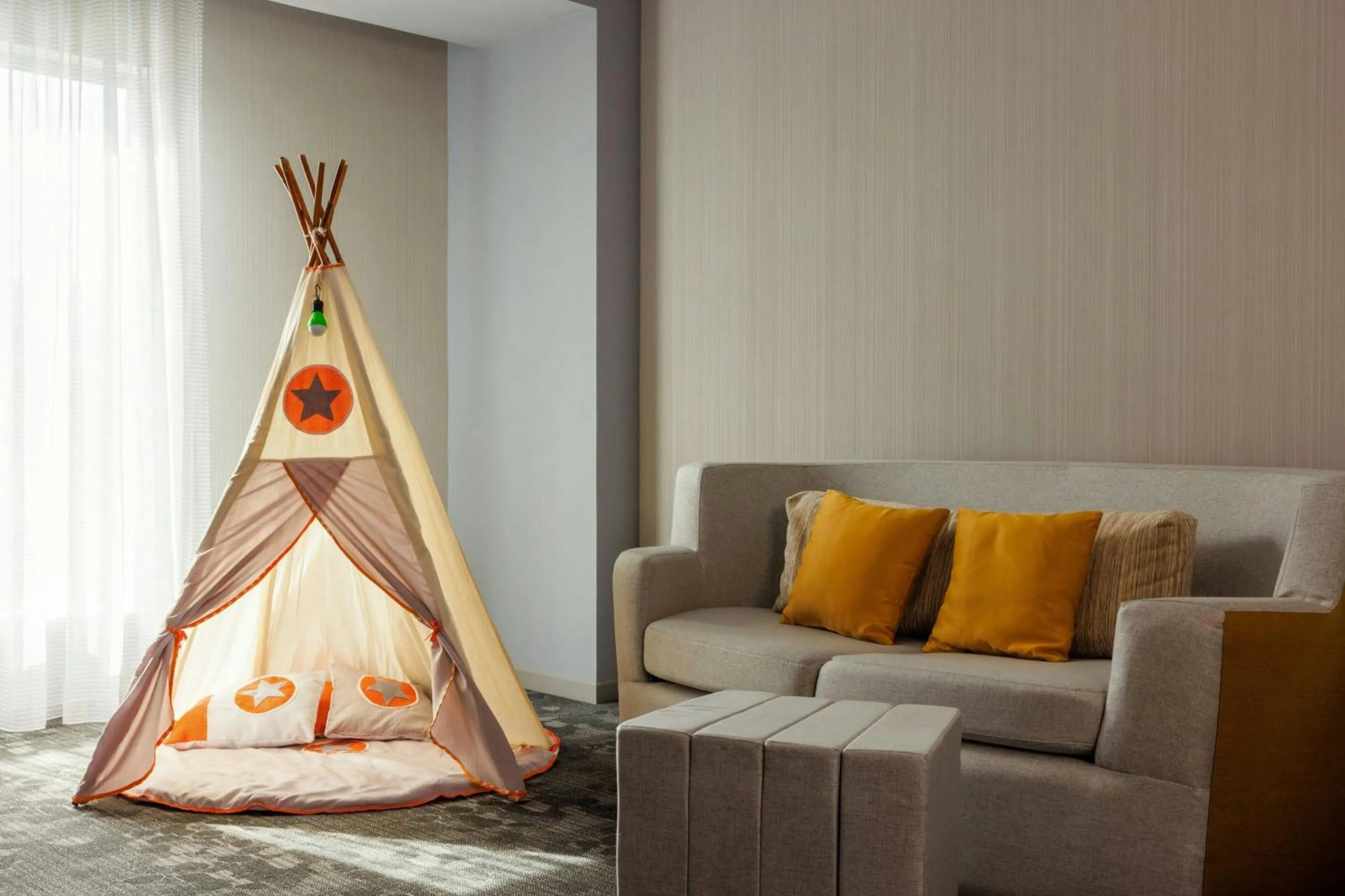 Photo of the whole room in Courtyard by Marriott Mexicali