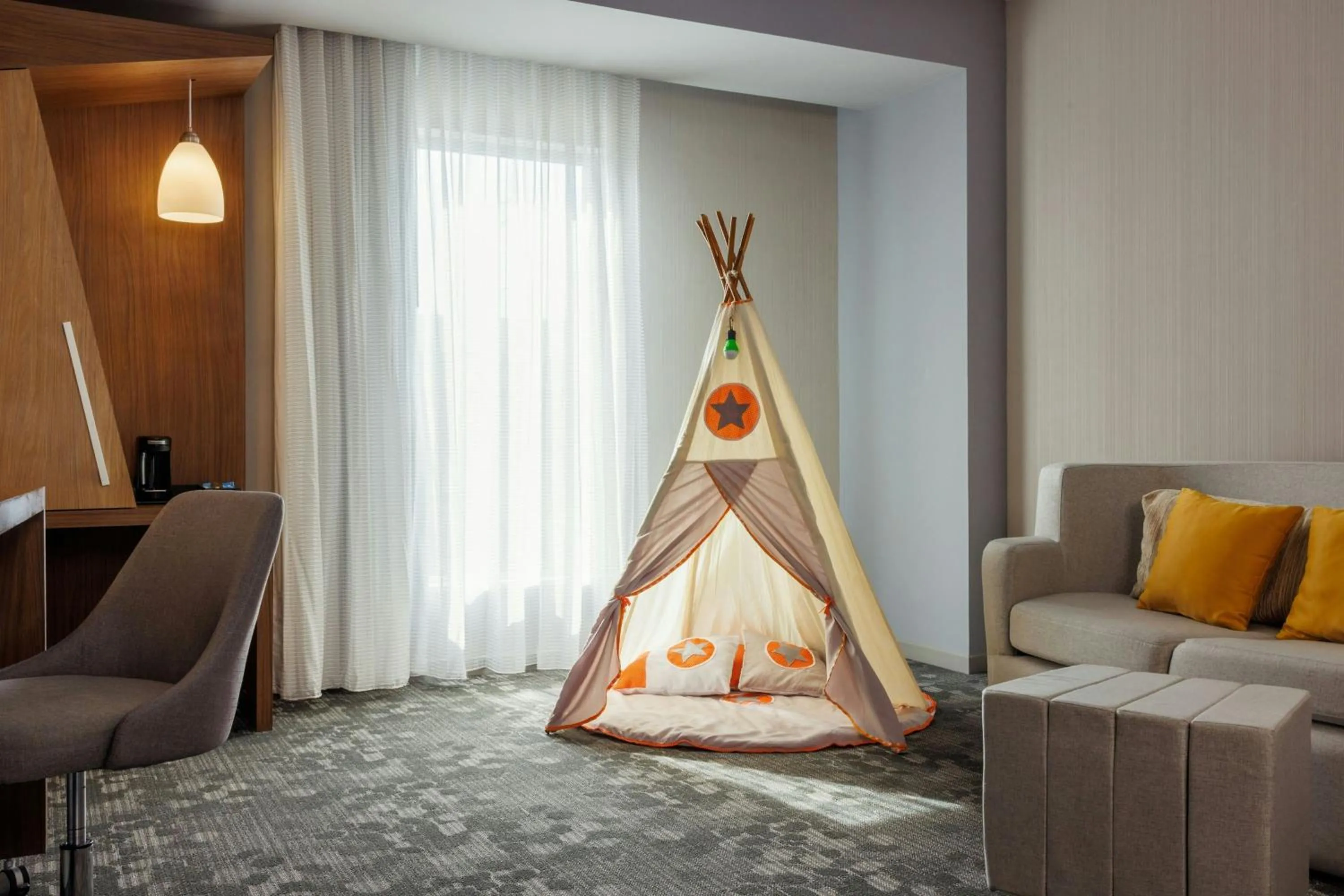 Photo of the whole room in Courtyard by Marriott Mexicali