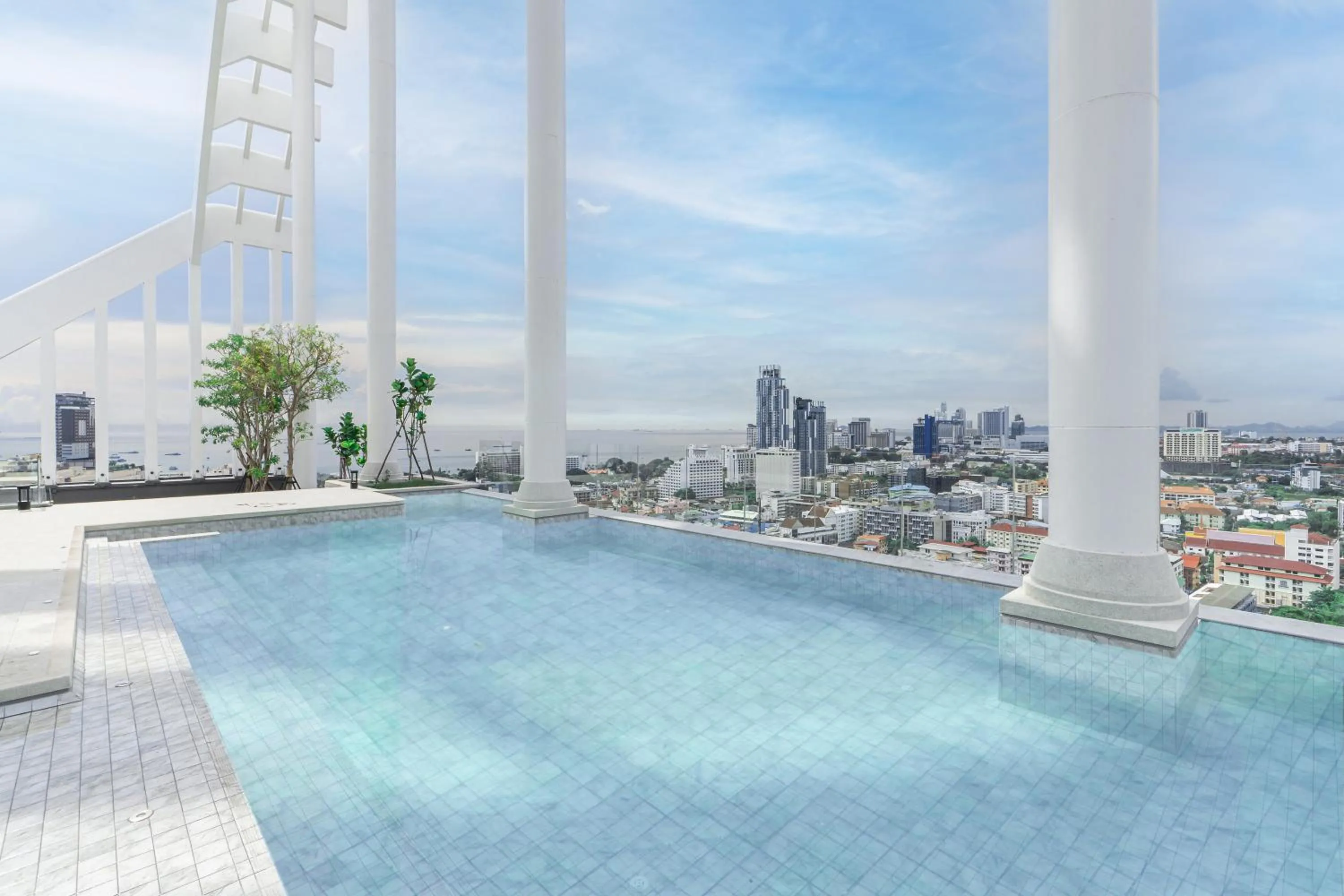 Swimming pool in Arbour Hotel and Residence