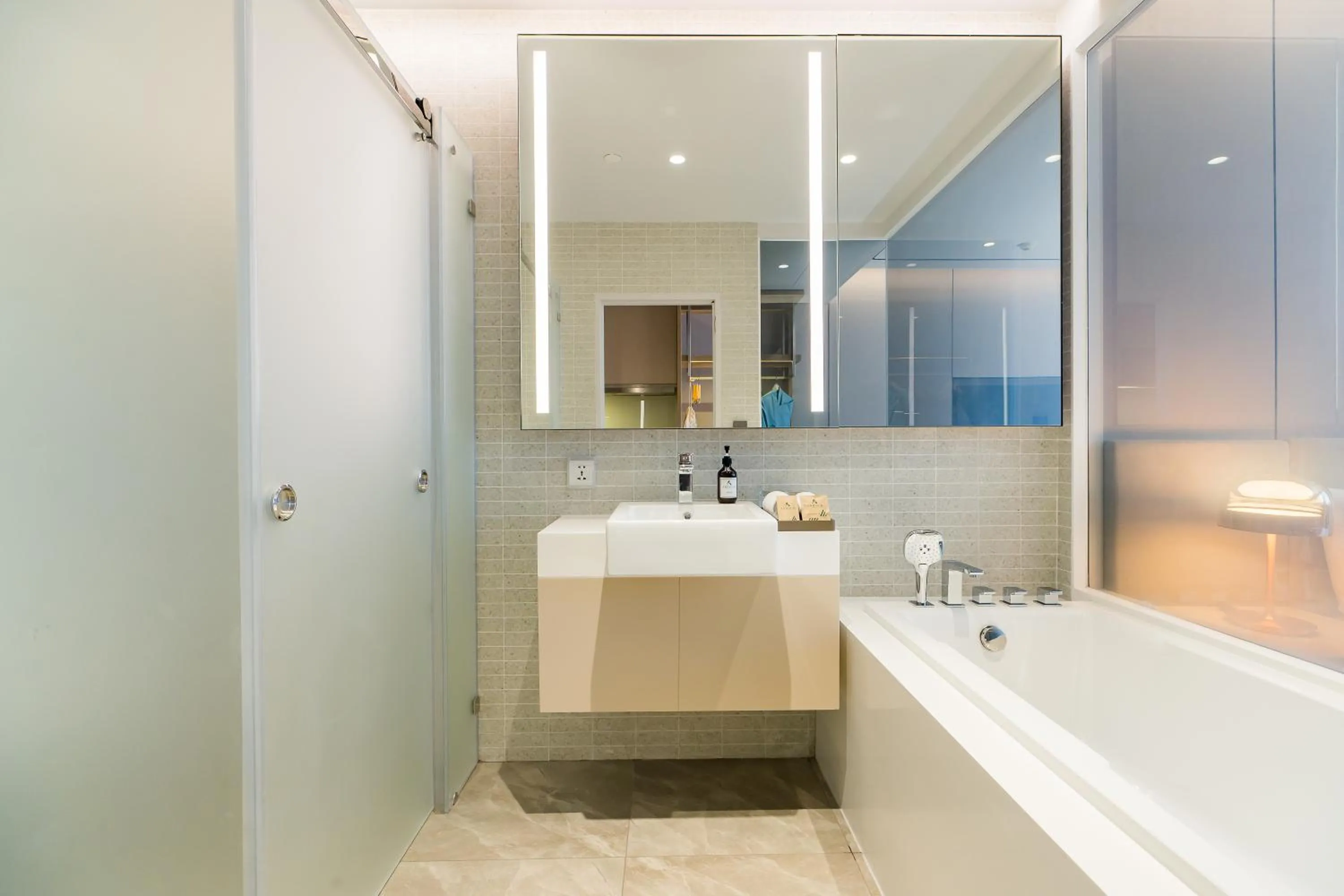 Shower in Arbour Hotel and Residence