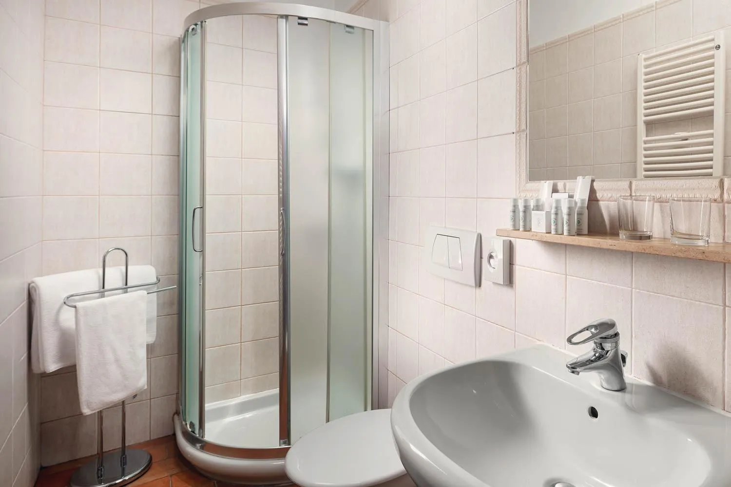 Bathroom in Hotel Praga 1