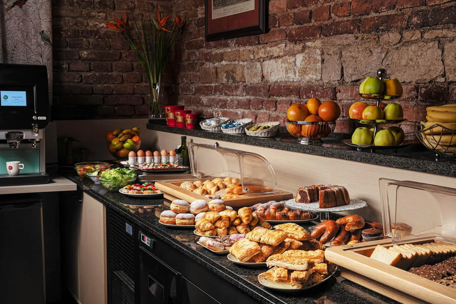 Breakfast in Hotel Praga 1