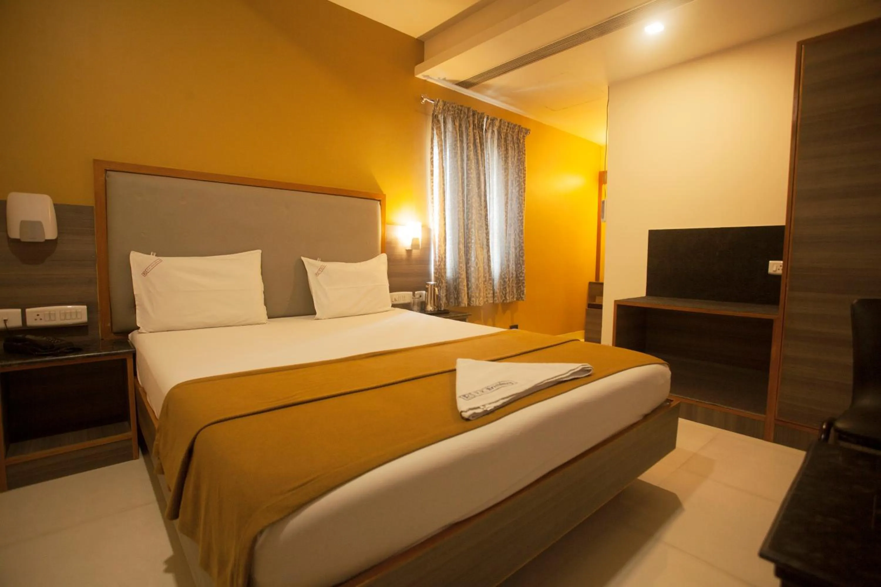 Bed in P K Rresidency