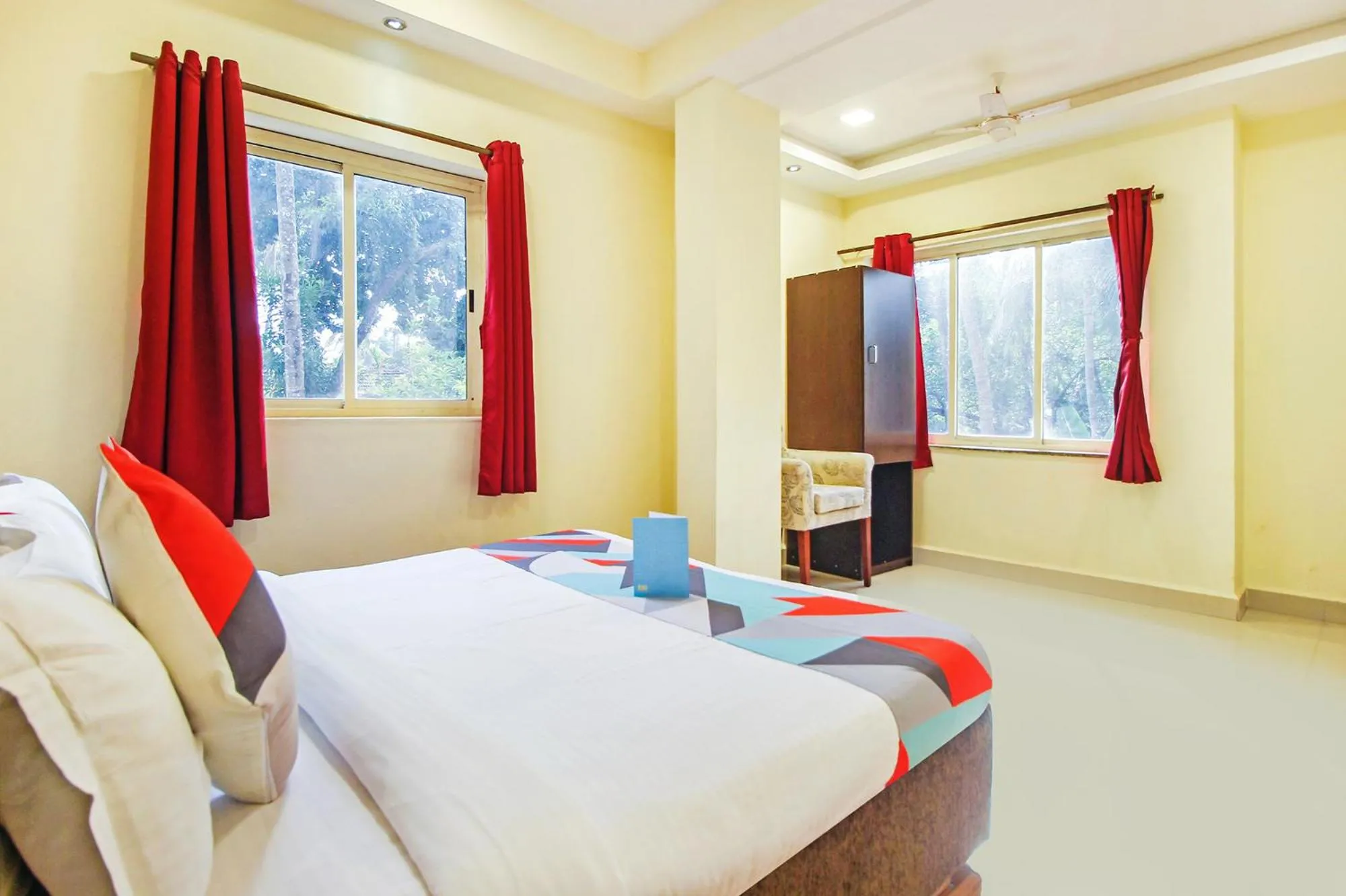 Bed in FabHotel Golden Nest Deluxe - Nr Calangute Beach