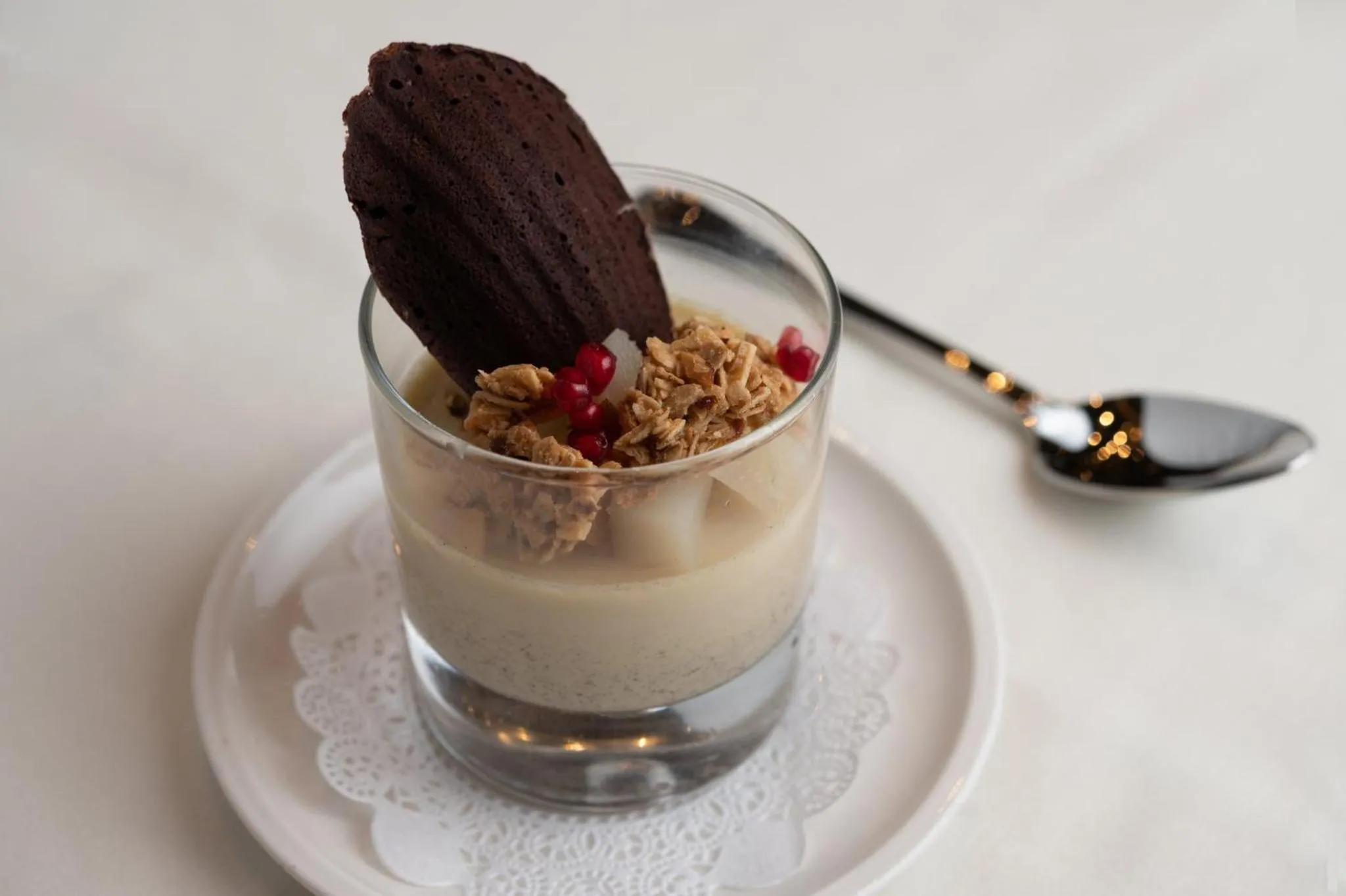 Restaurant/places to eat in Hotel Indigo Vancouver Dwtn - Portland Area by IHG