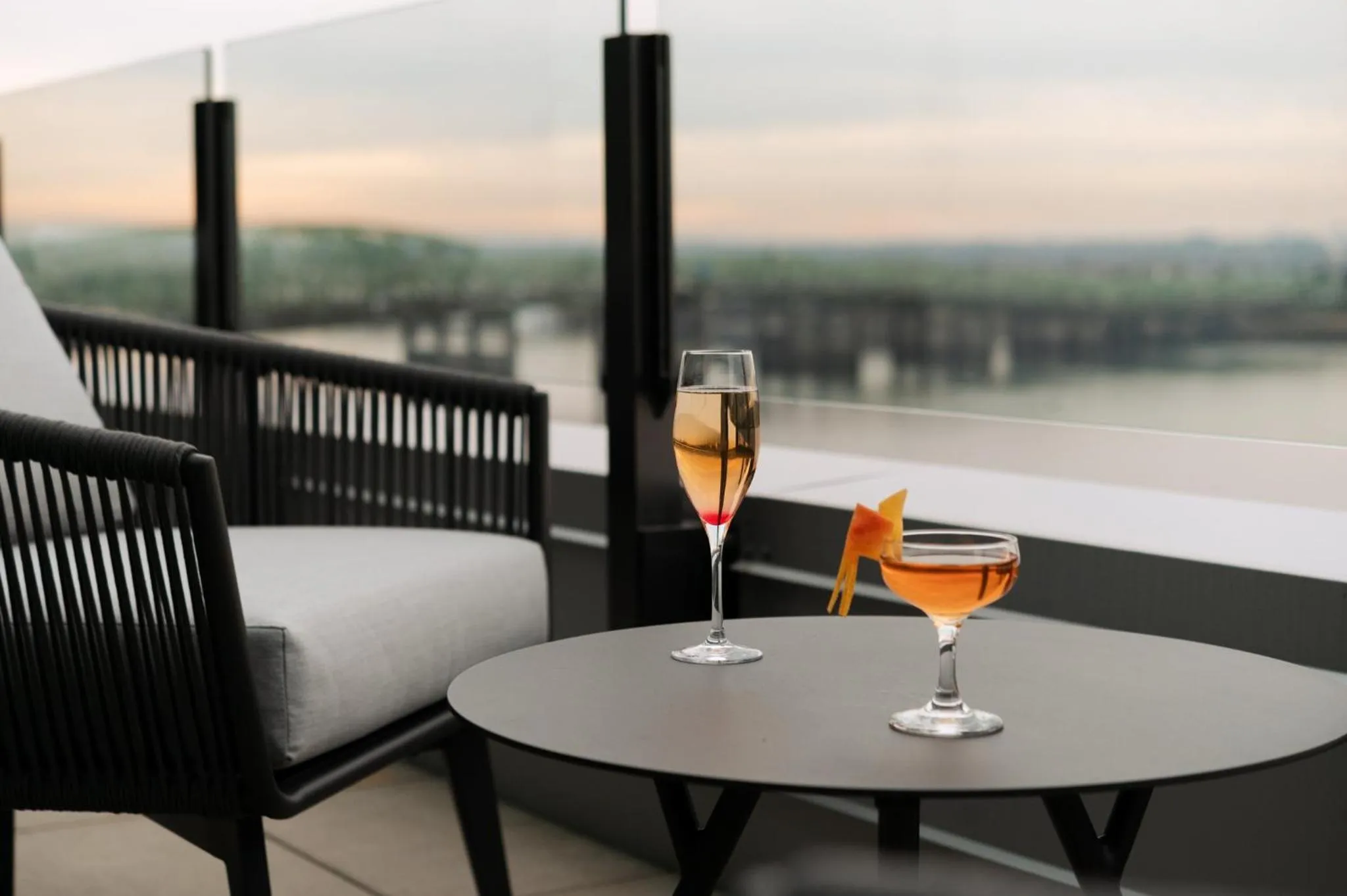 Bedroom in Hotel Indigo Vancouver Dwtn - Portland Area by IHG