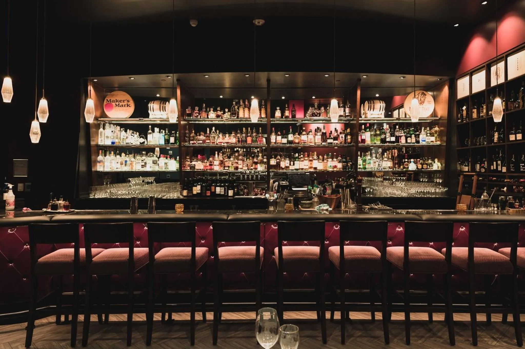 Bedroom in Hotel Indigo Vancouver Dwtn - Portland Area by IHG