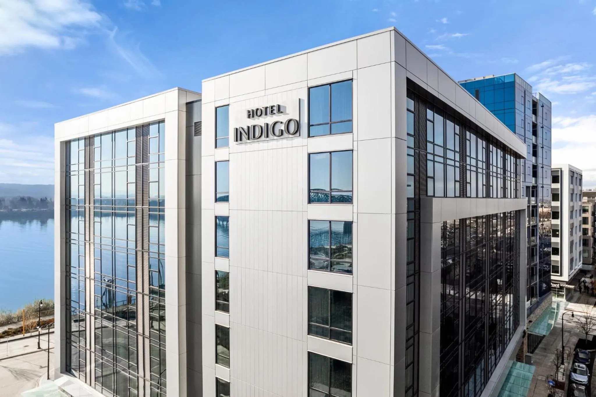 Property building in Hotel Indigo Vancouver Dwtn - Portland Area by IHG