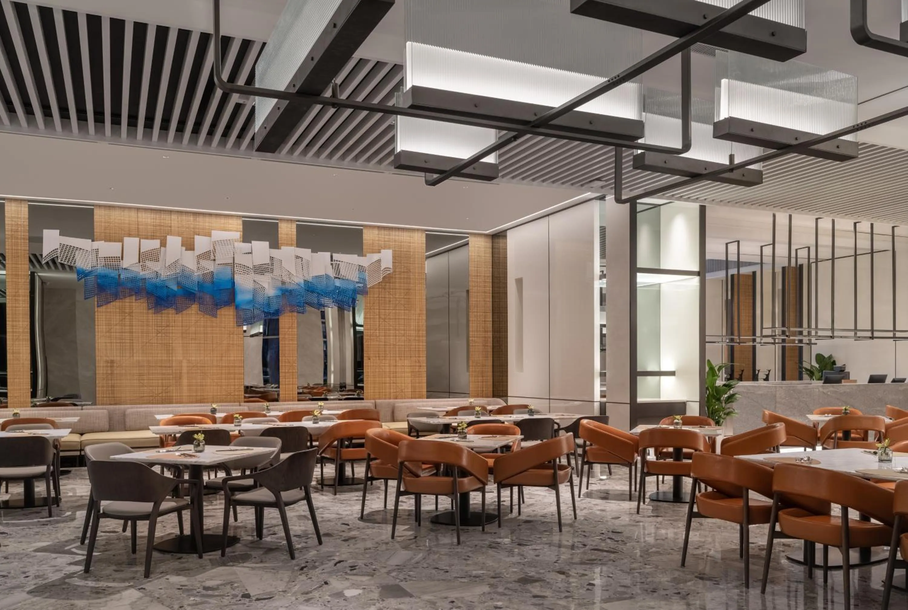 Restaurant/places to eat in Crowne Plaza Xiamen Jimei Seaview by IHG-Free Mini Bar