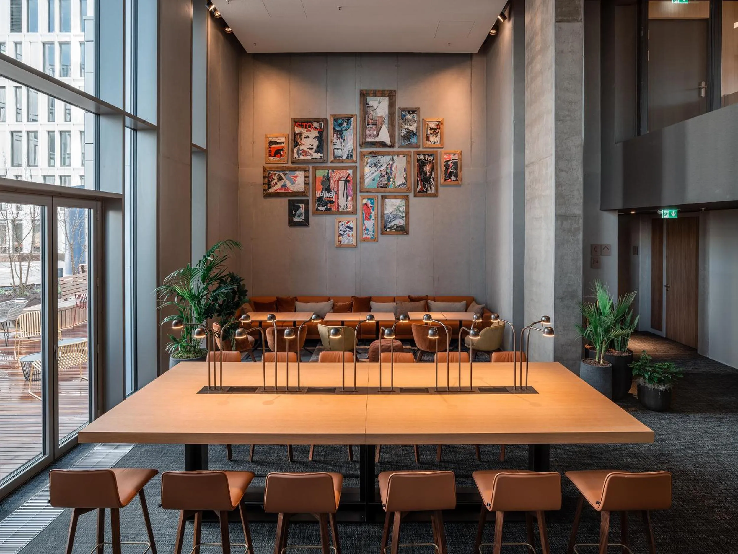 Lobby or reception in b'mine Hotel Frankfurt Airport