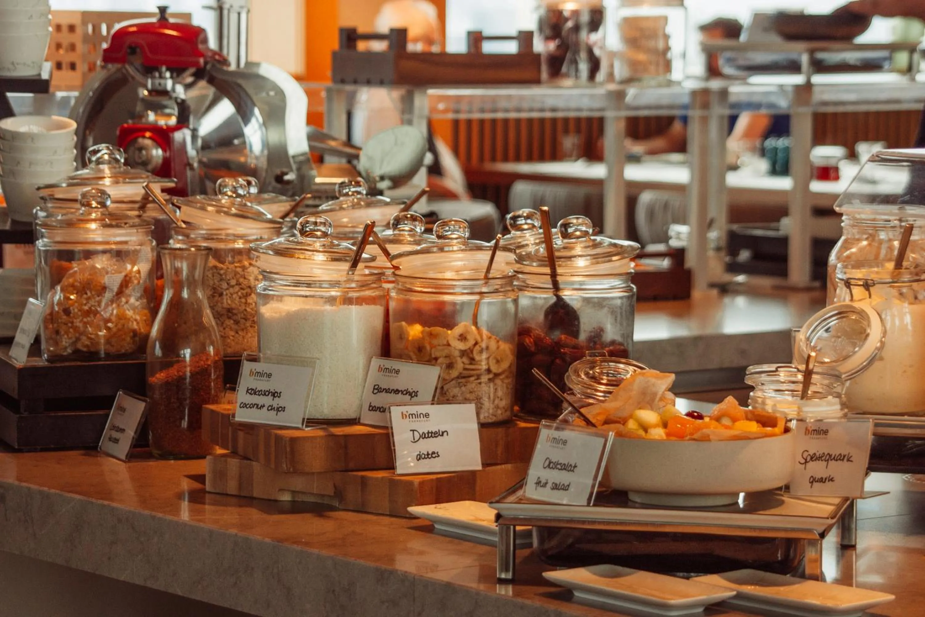 Breakfast in b'mine Hotel Frankfurt Airport