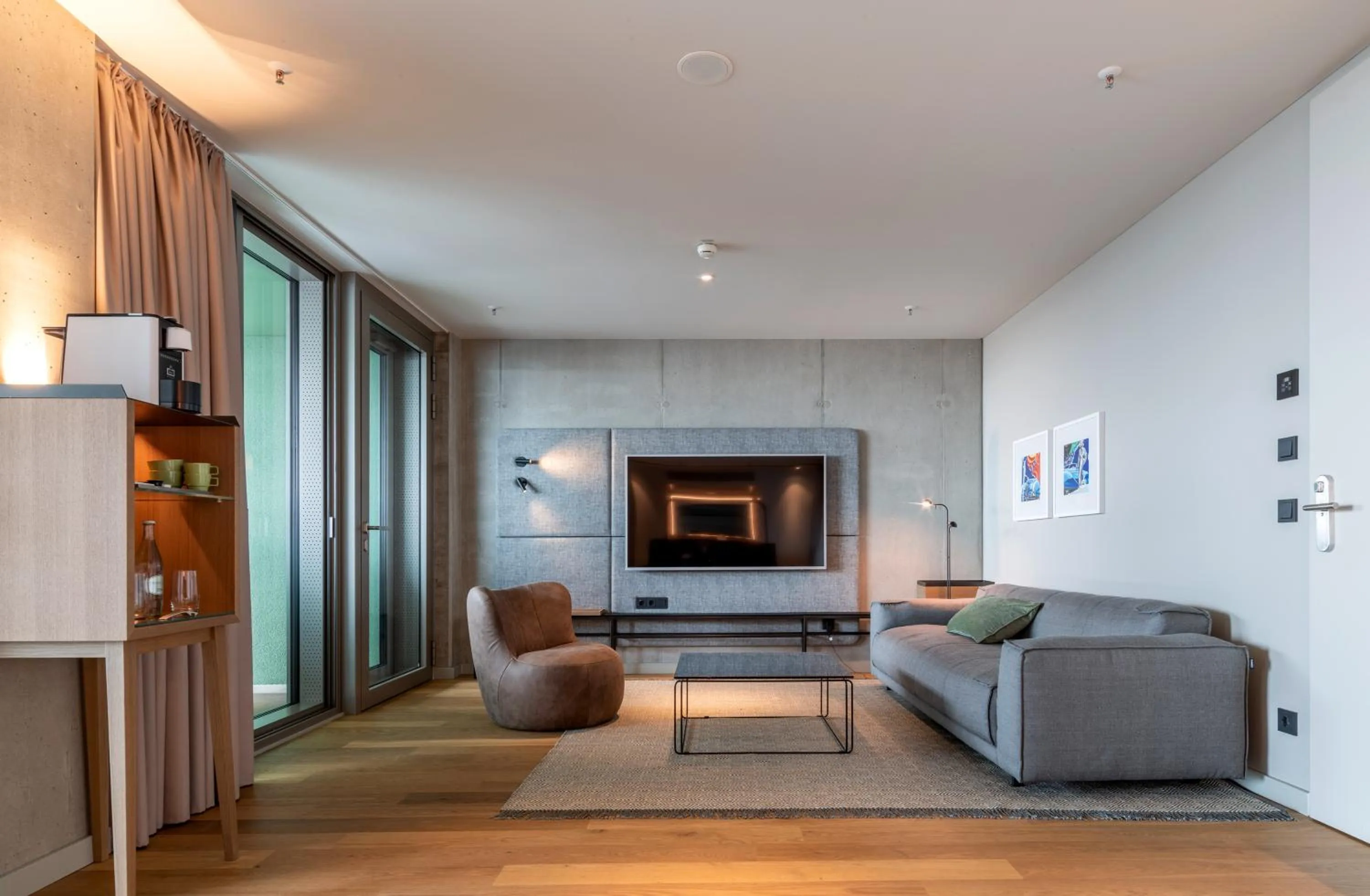 Seating area in b'mine Hotel Frankfurt Airport