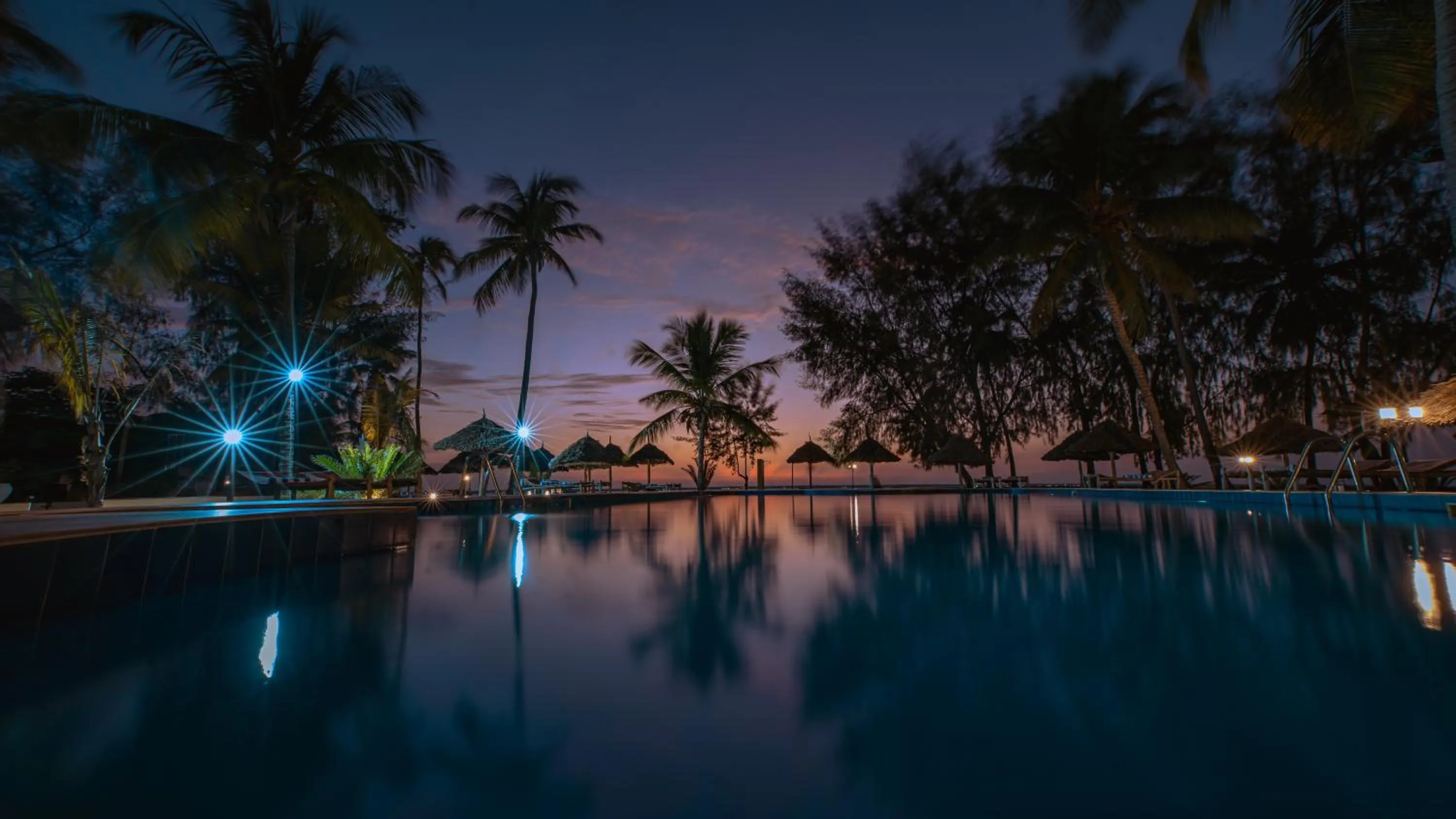 Night in Sansi Kae Beach Resort