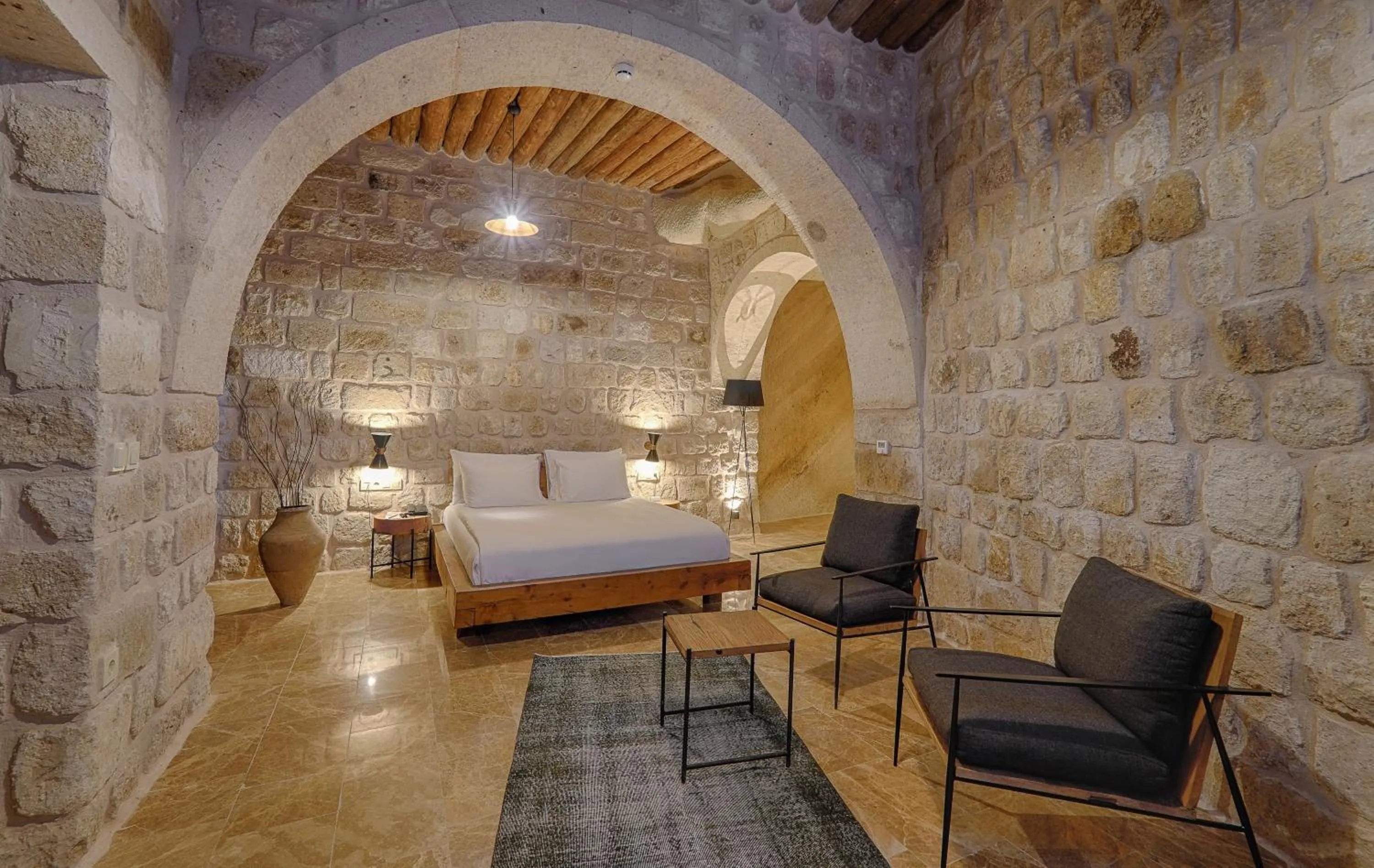 Bed in Solem Cave Suites