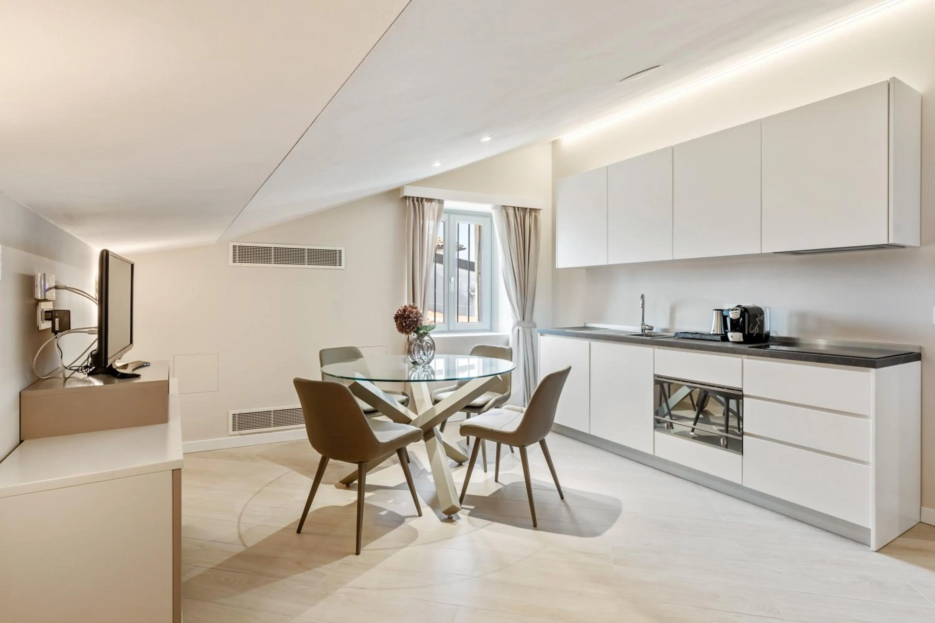 Coffee/tea facilities in Oriana Homèl Udine