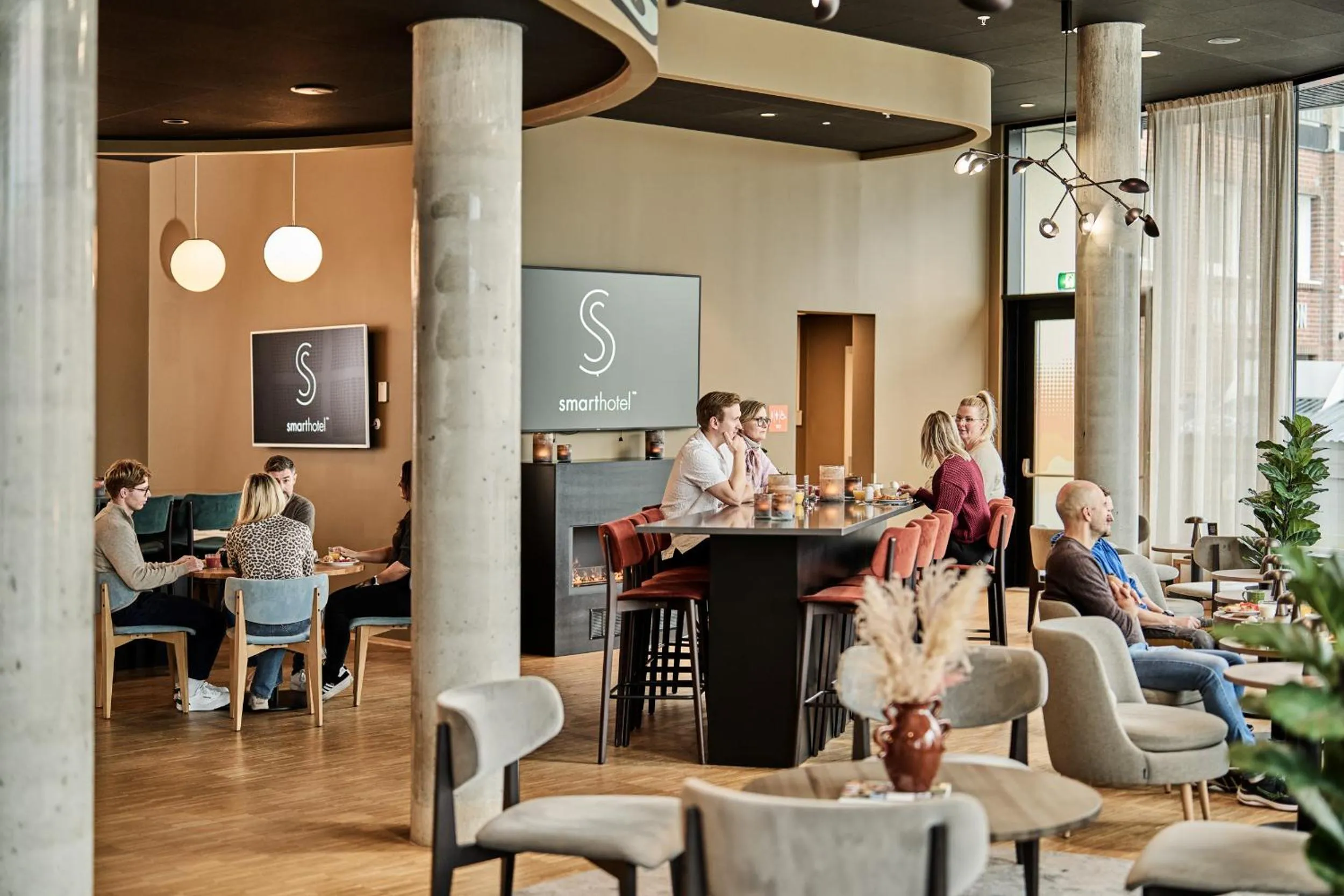 group of guests in Smarthotel Bodø