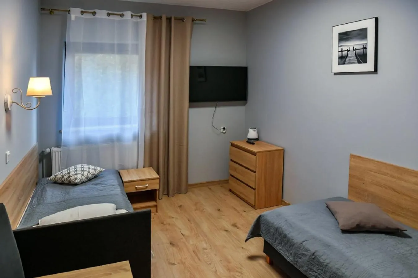 Photo of the whole room, Bed in Fotex