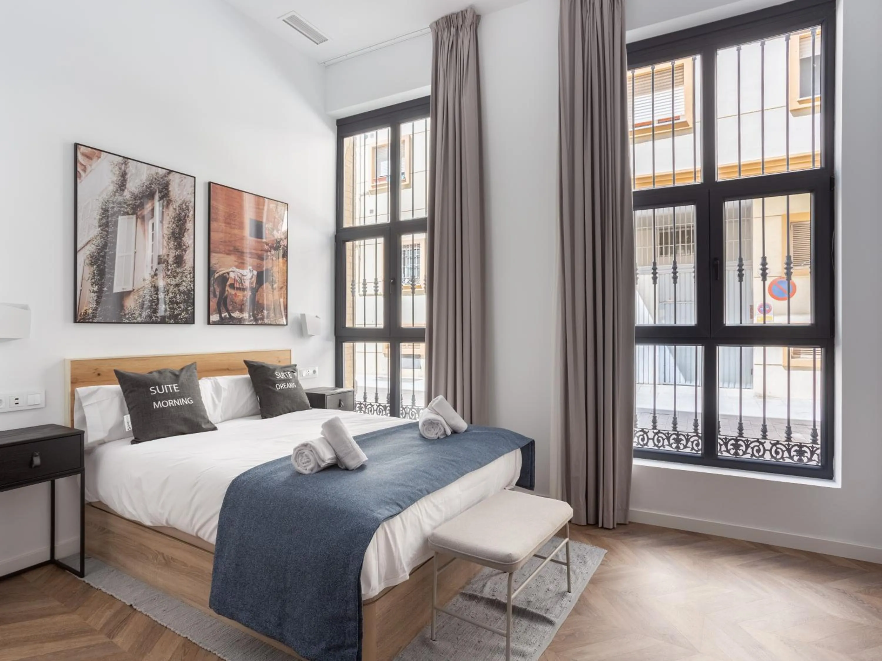 Bed in Limehome Málaga Calle Ancha del Carmen - Digital Access