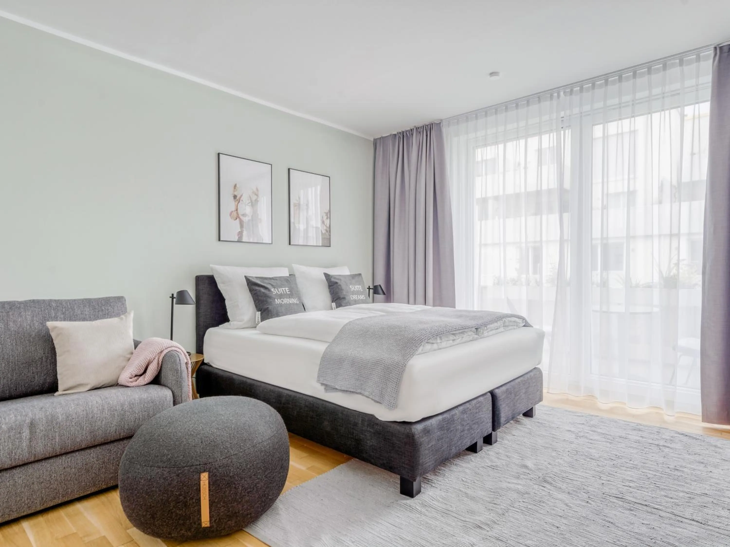 Bed in Limehome Dresden Wallstraße - Digital Access