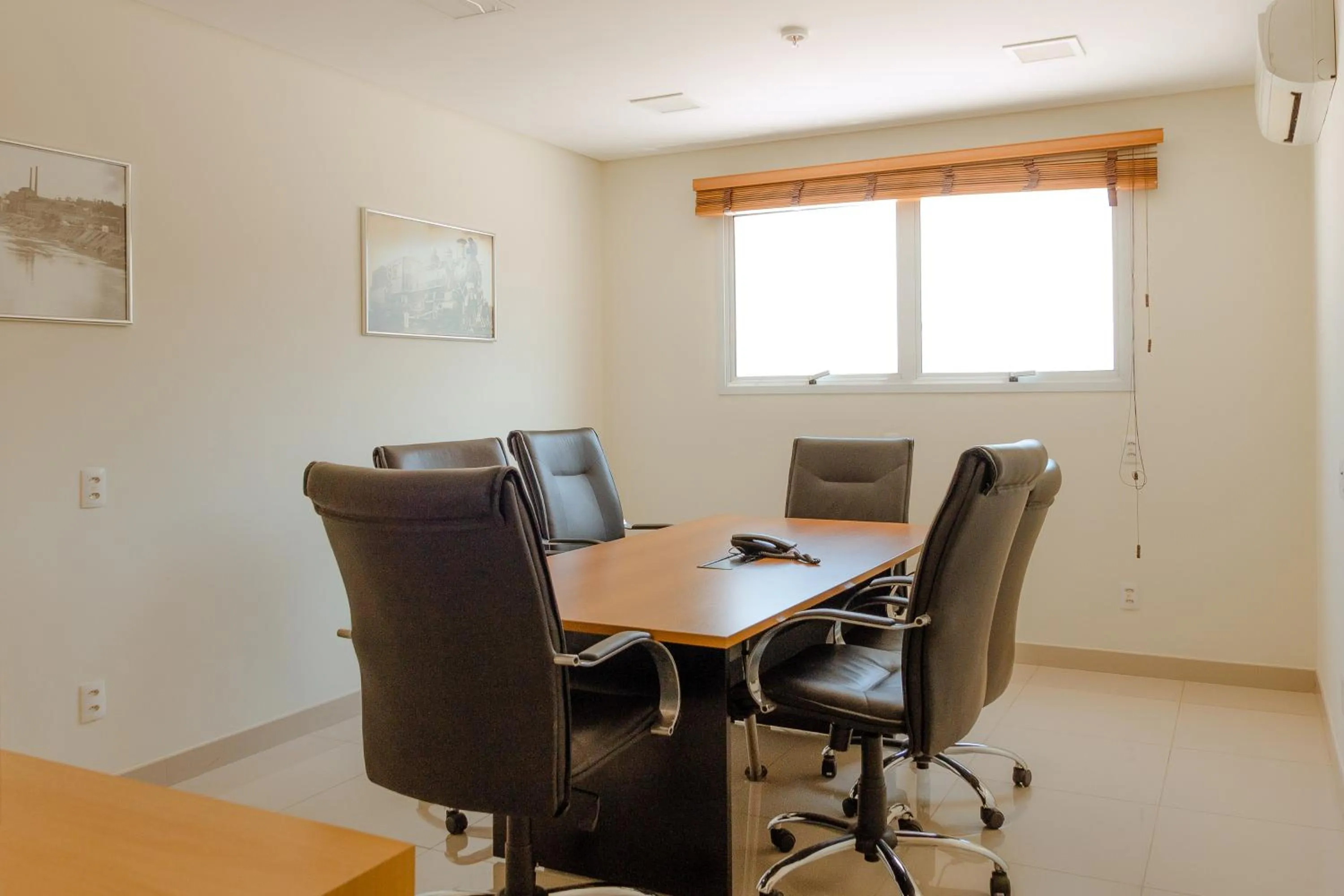 Meeting/conference room in Porto Feliz Executive Hotel