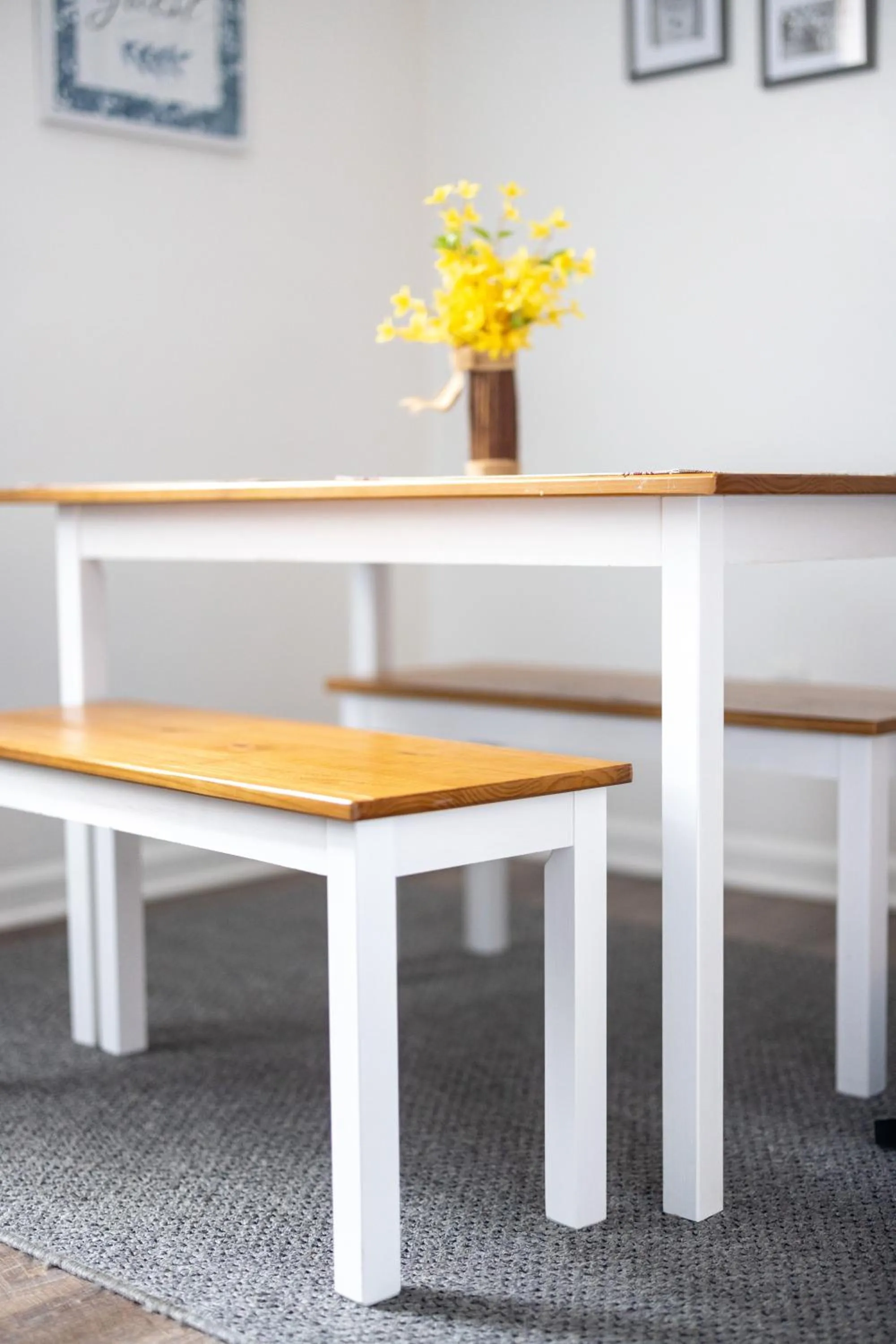 Georgetown Villas 1-1b Close to Cleveland Airport and the Rocky River Valley