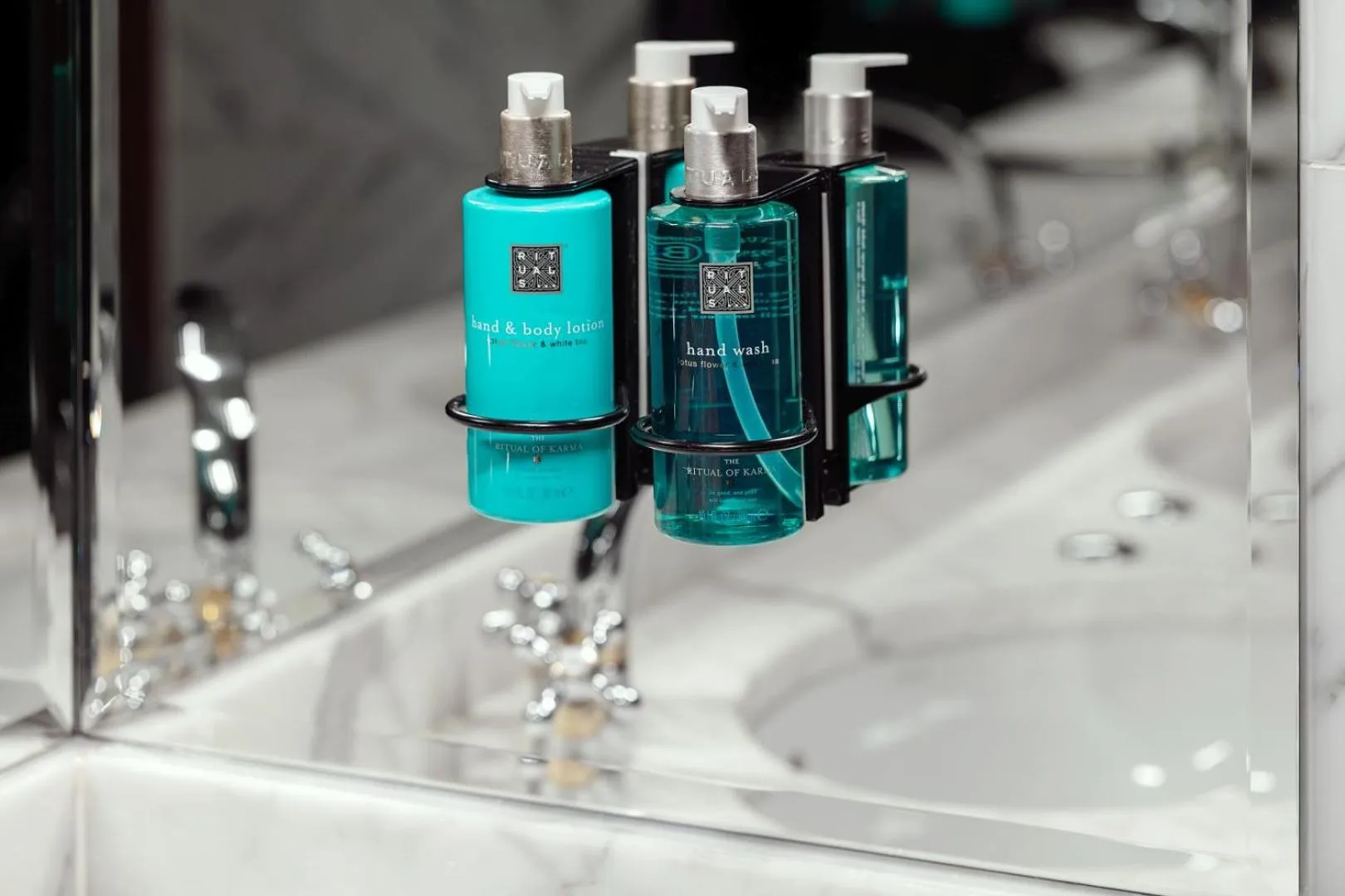 Bathroom in Art Nouveau Palace Hotel