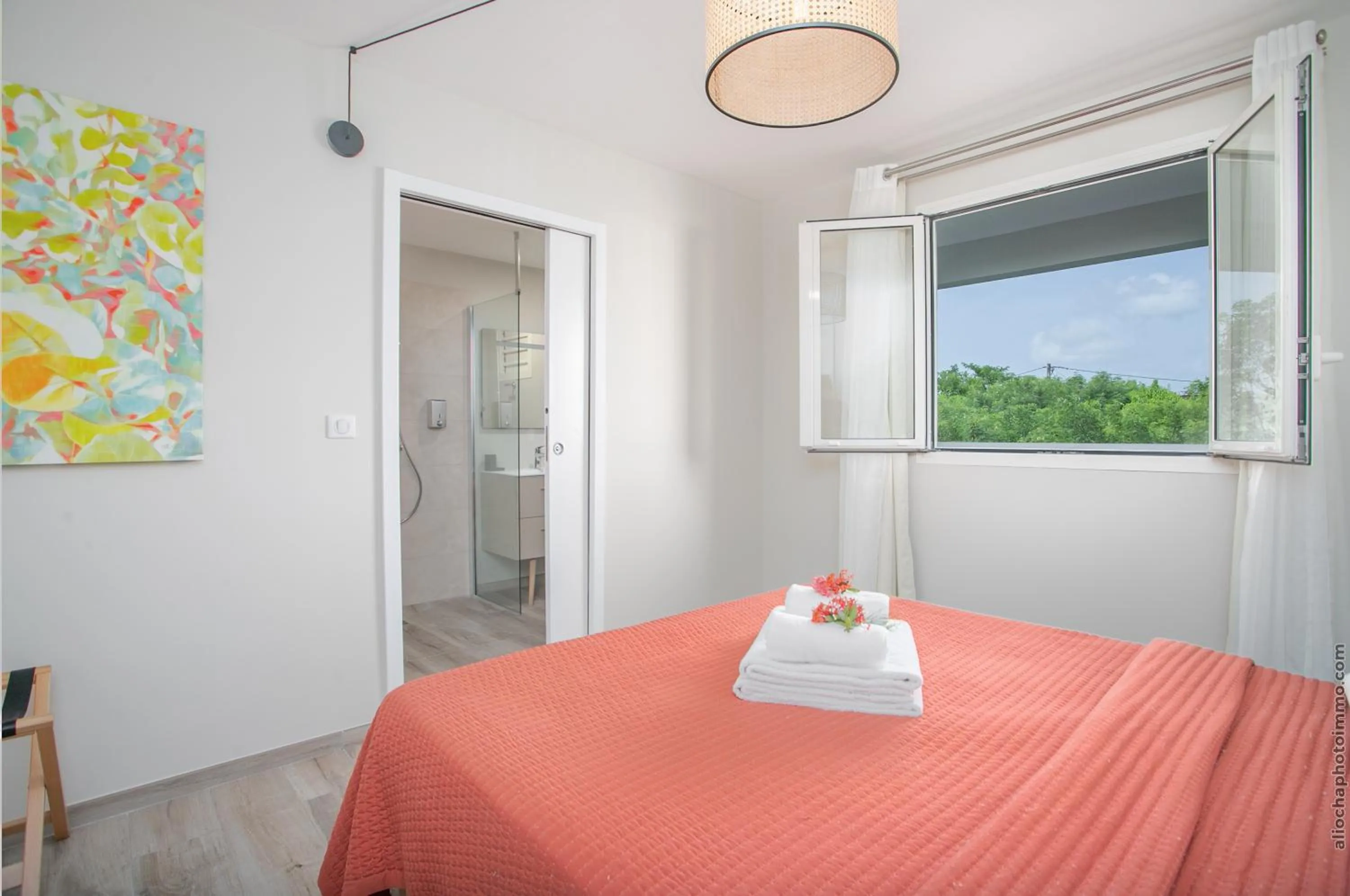 Bedroom, Bed in Kaouanne