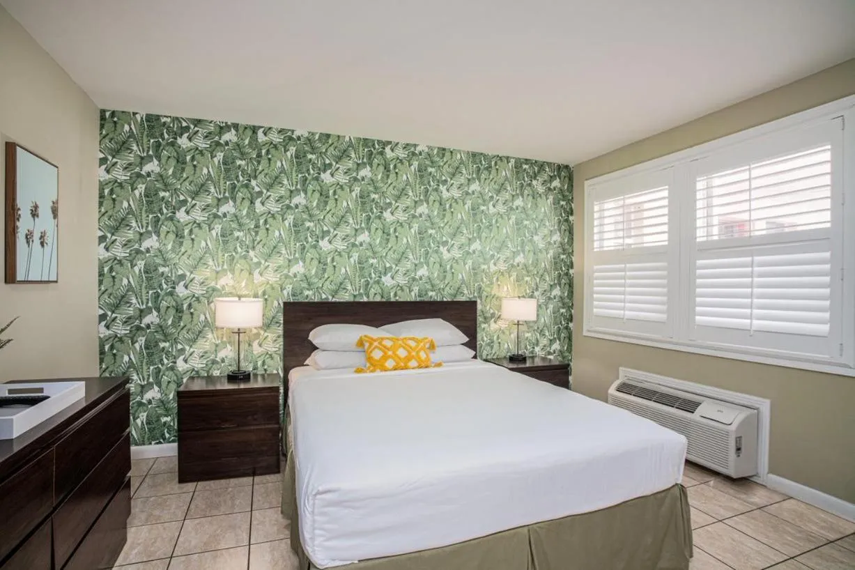 Bedroom, Bed in The Local - St. Augustine