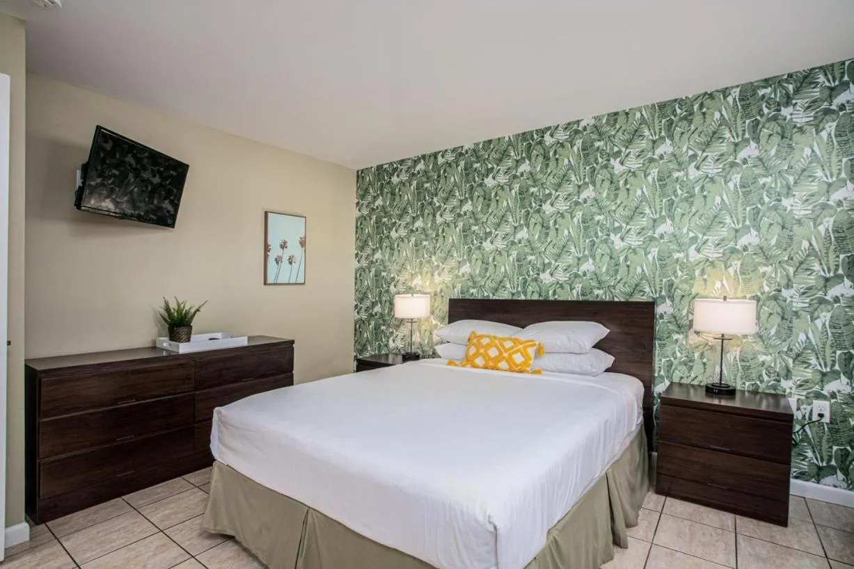 Bedroom, Bed in The Local - St. Augustine