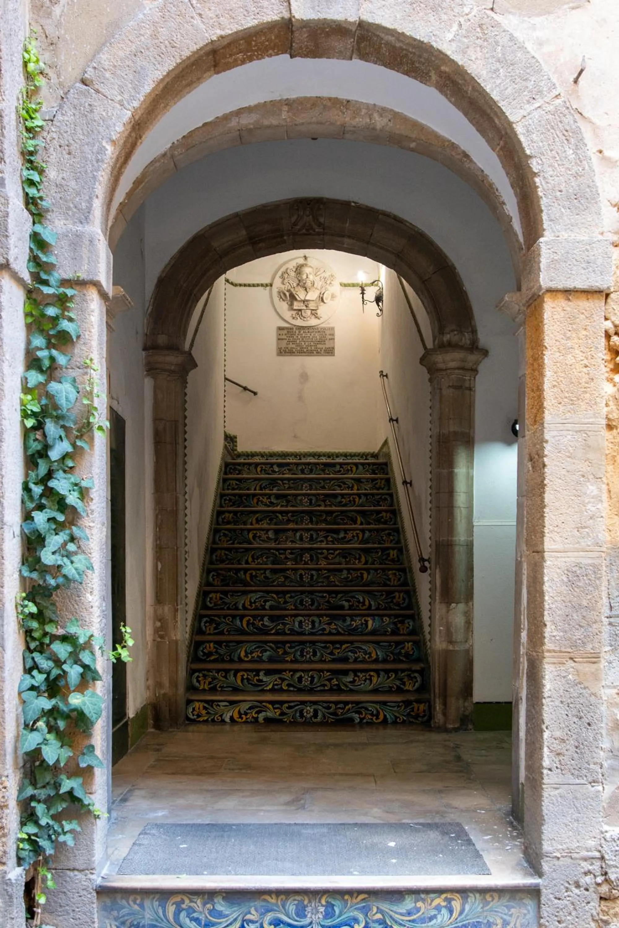 Facade/entrance in Verus Room