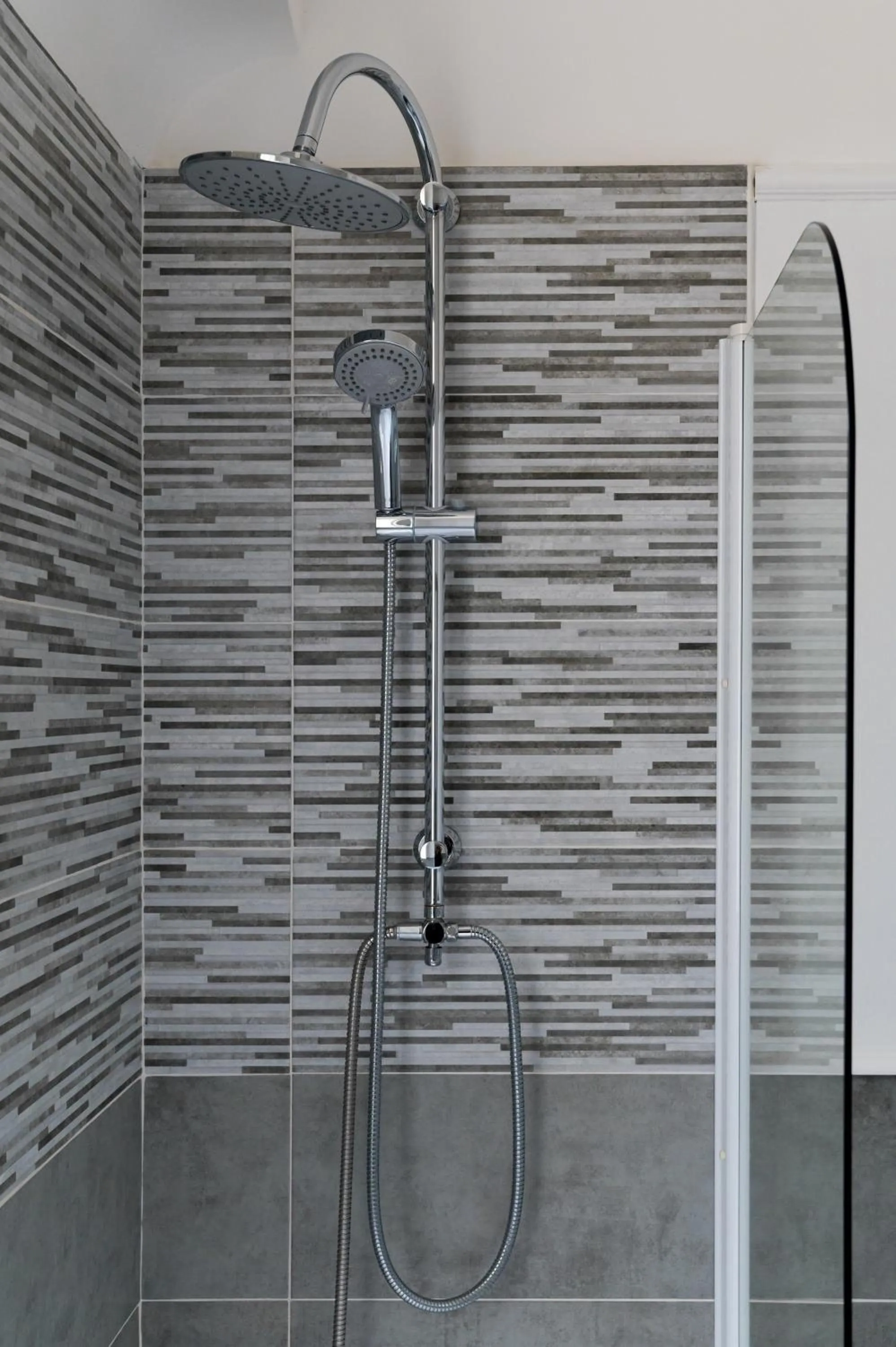 Bathroom in Verus Room