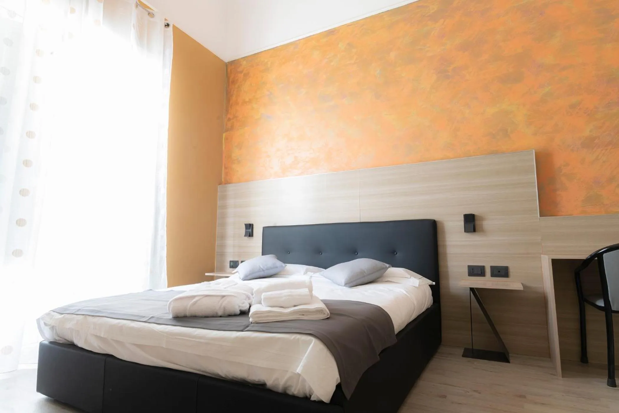 Double Room with Balcony - single occupancy in Mini Hotel Wf2 Caltagirone