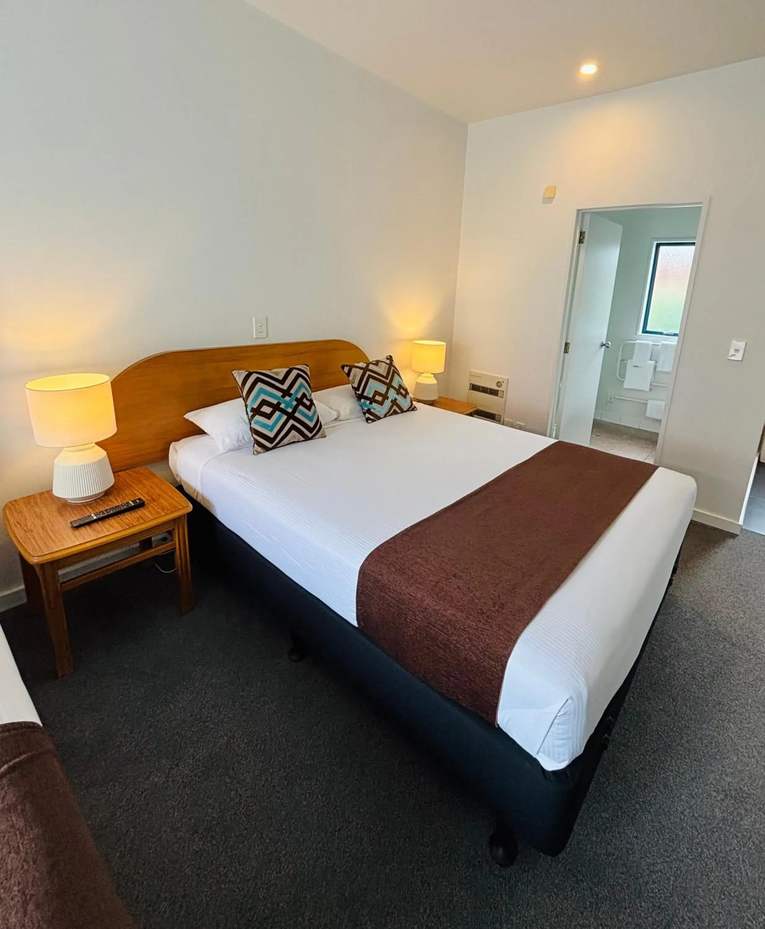 Executive Studio in Bush Inn Court Motel Executive Studio in Bush Inn Court Motel