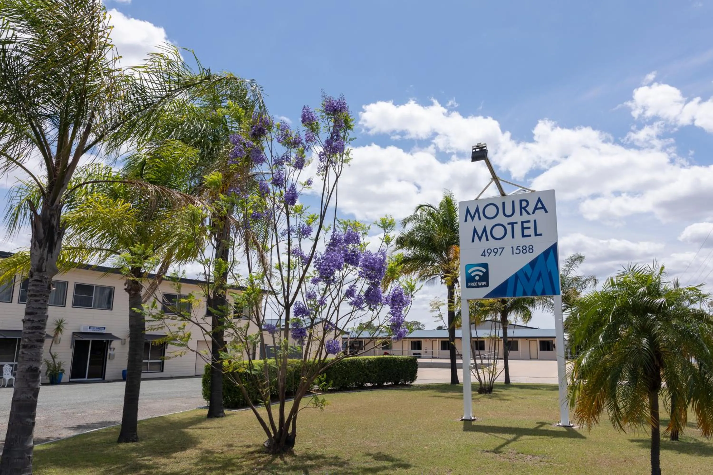 Facade/entrance in Moura Motel