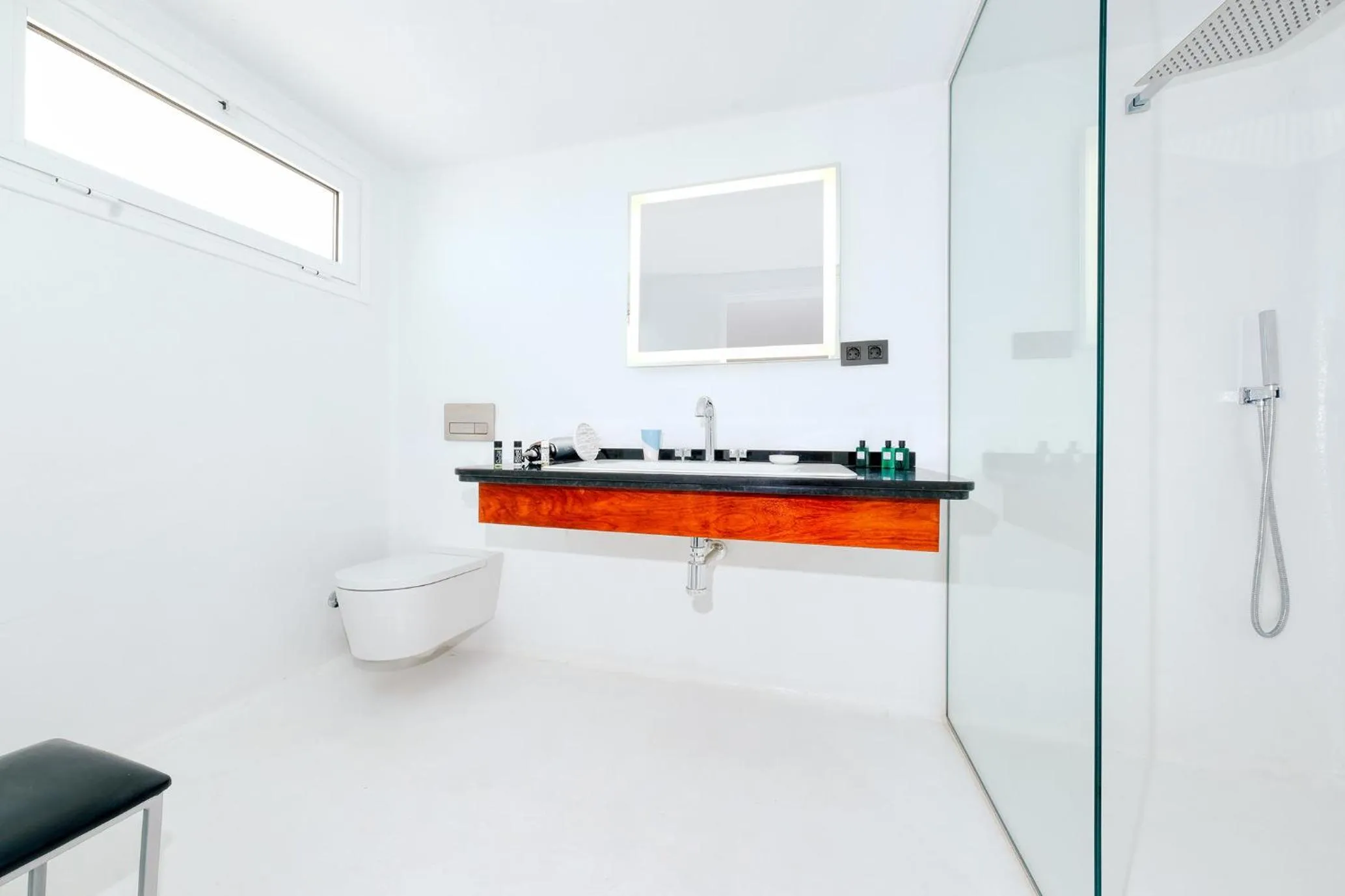 Toilet in Casa Serena 10 Boutique- Adults Only-Breakfast Included