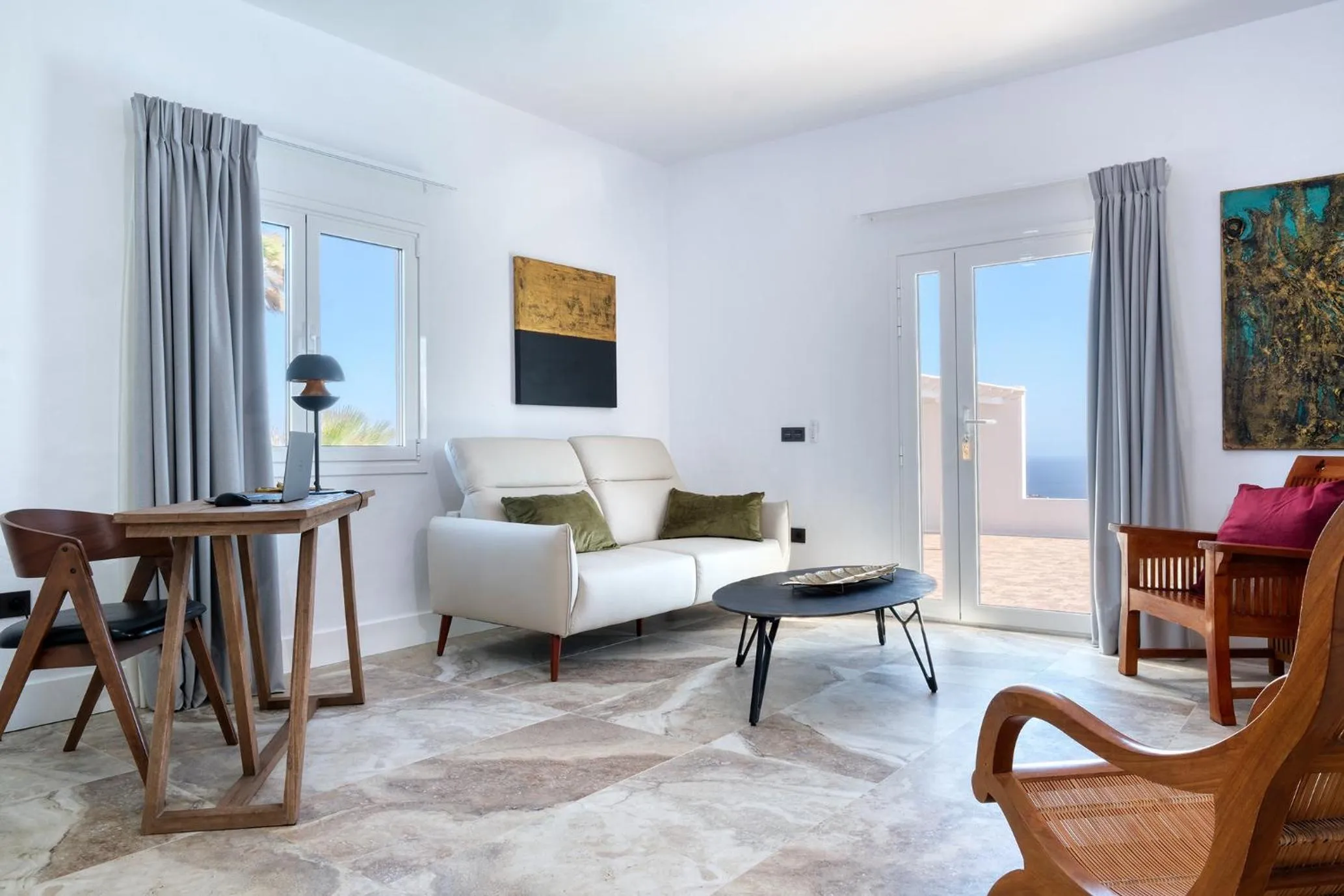 Communal lounge/ TV room in Casa Serena 10 Boutique- Adults Only-Breakfast Included