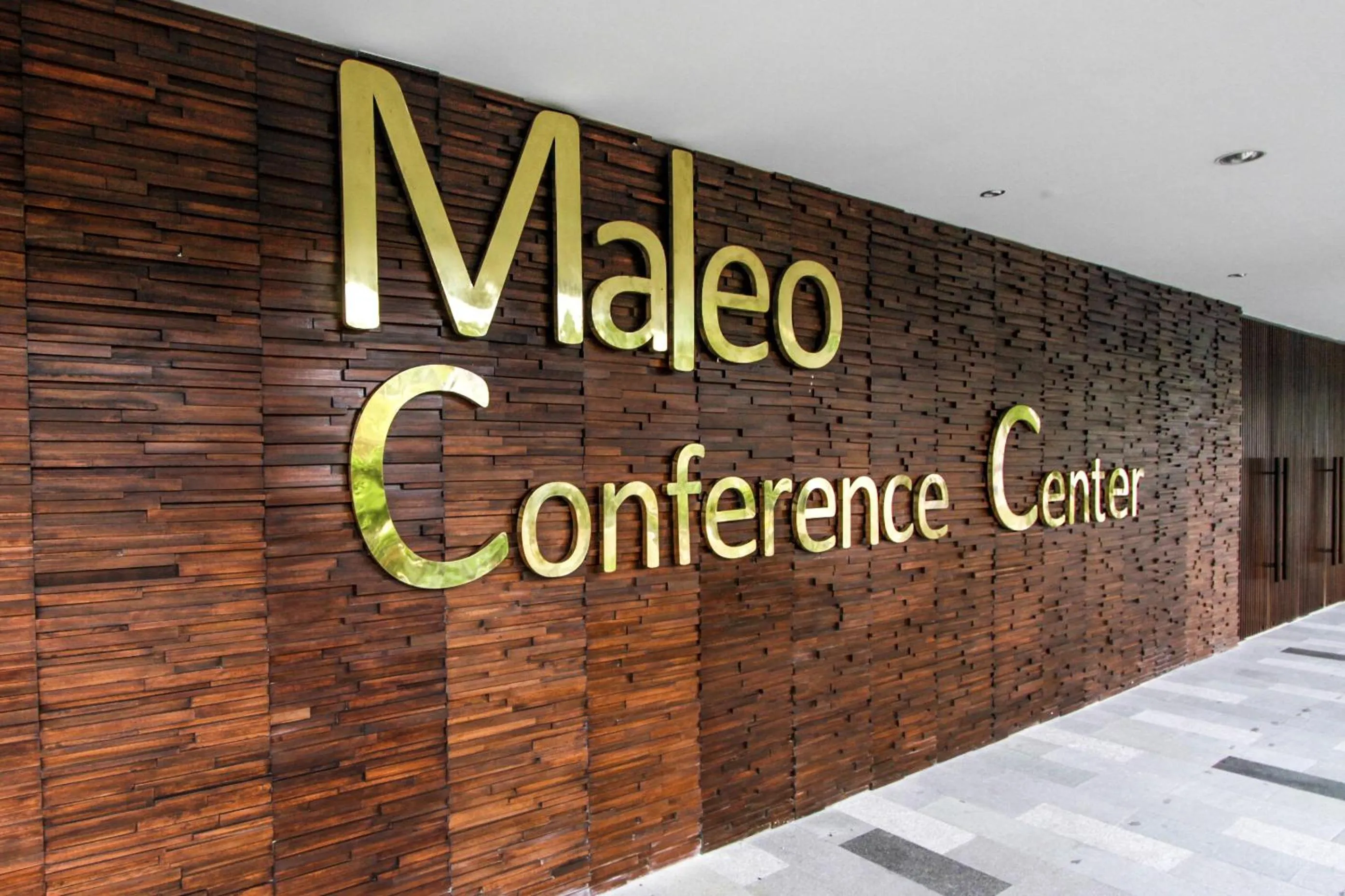 Property logo or sign in Estrella Hotel & Conference