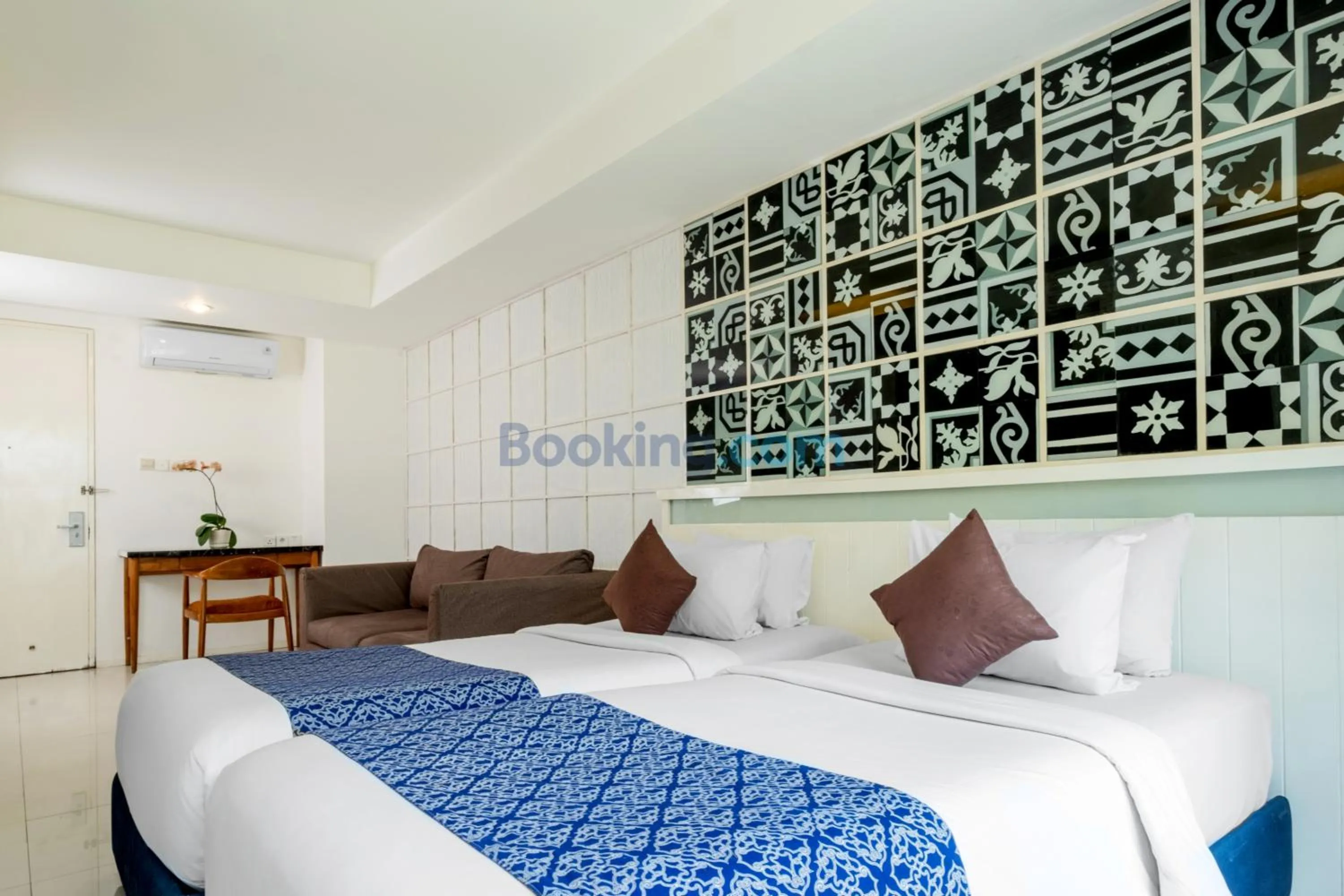 Bed in The Kanjeng Suites Sanur