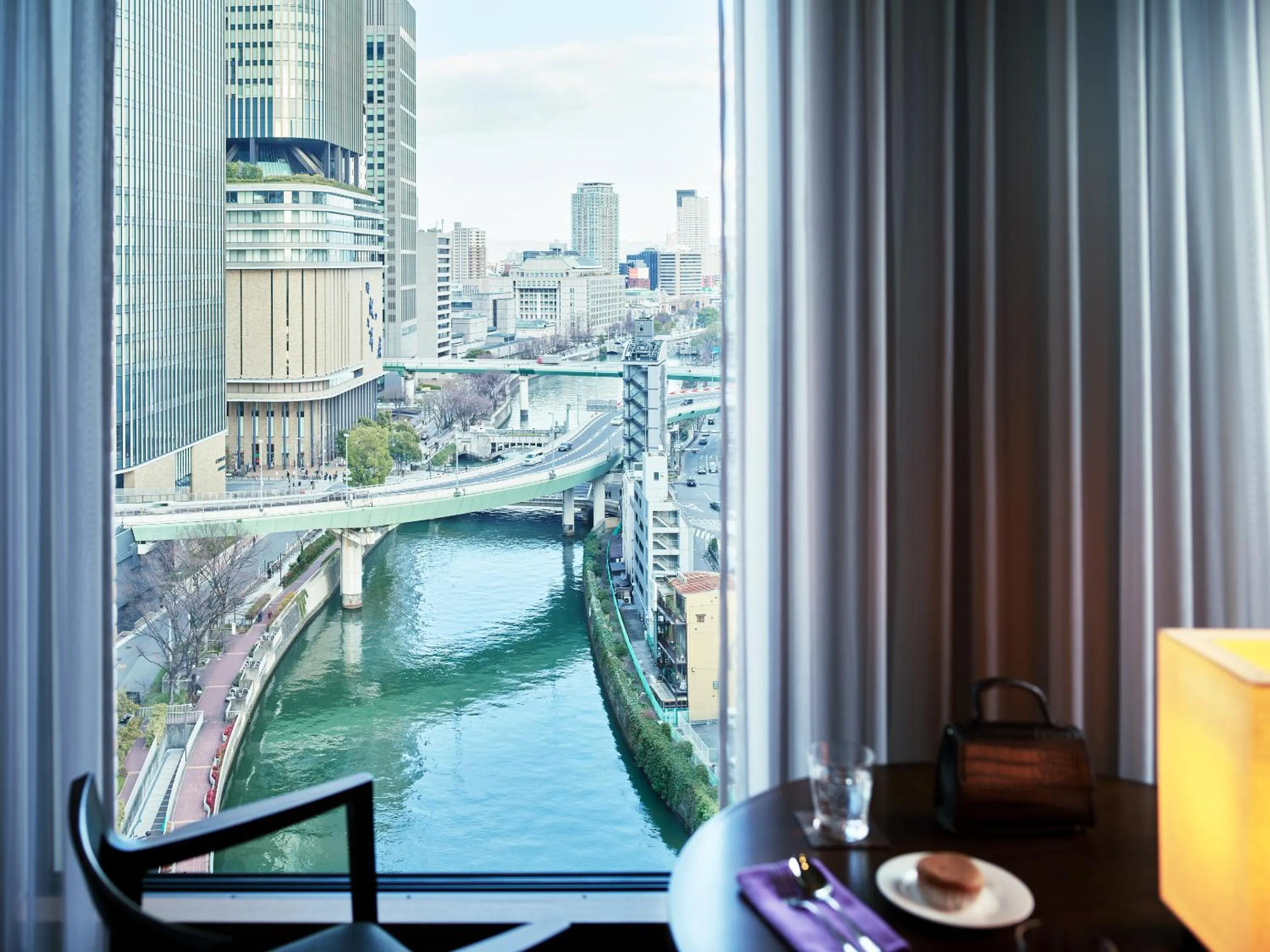 Photo of the whole room in Mitsui Garden Hotel Osaka Premier